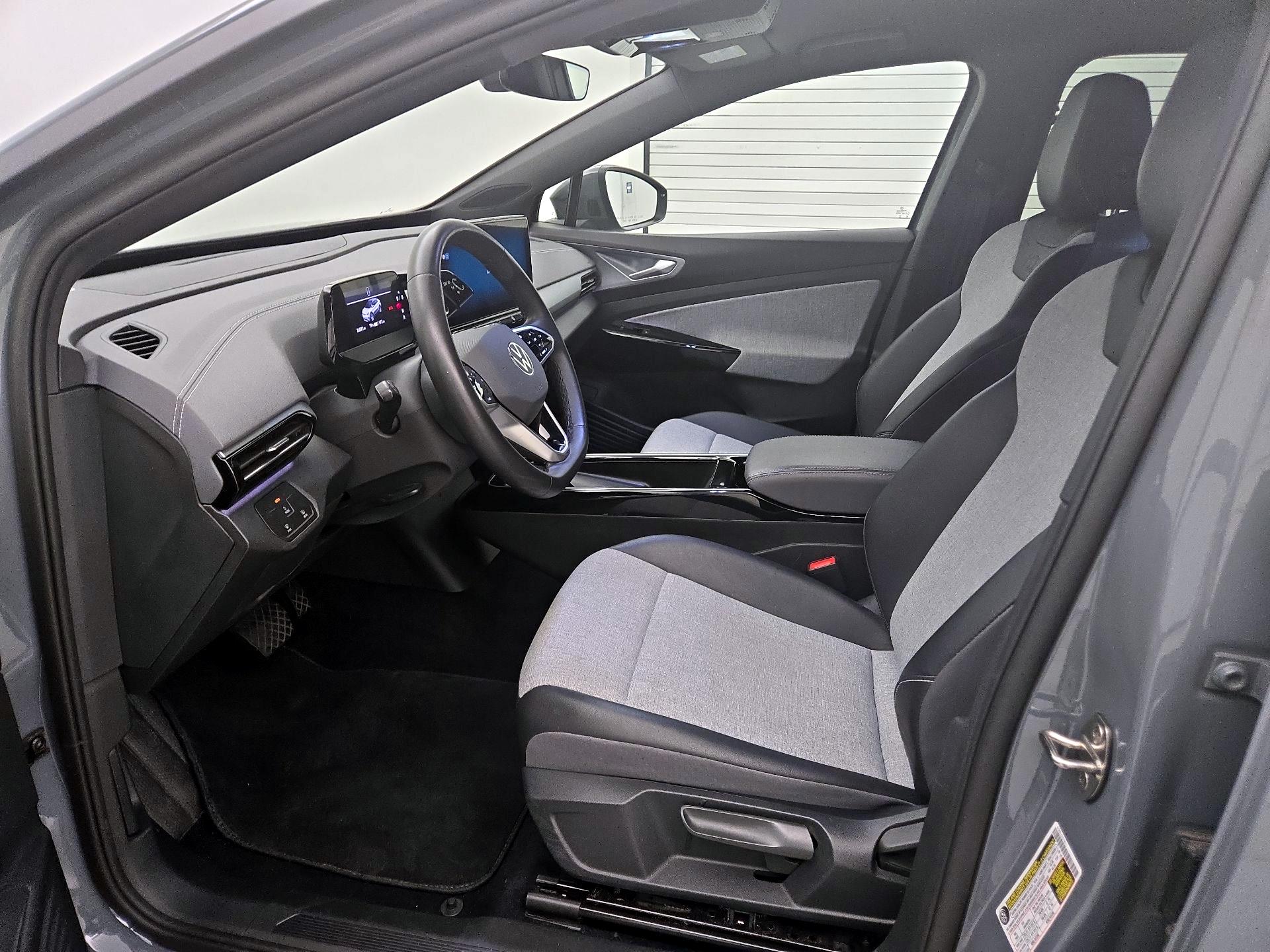 Thumbnail: 2023 Volkswagen ID.4 - 11