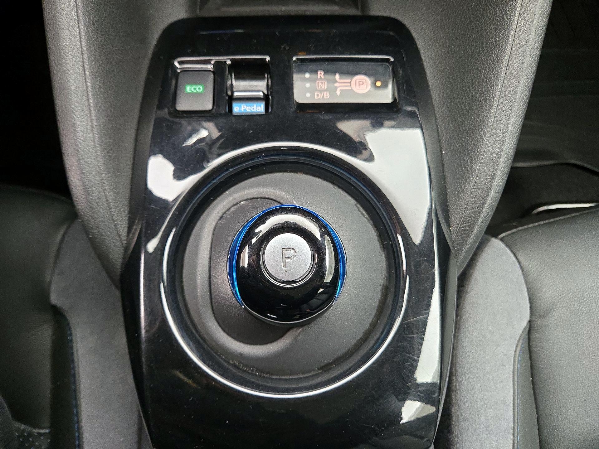 Thumbnail: 2019 Nissan Leaf - 18