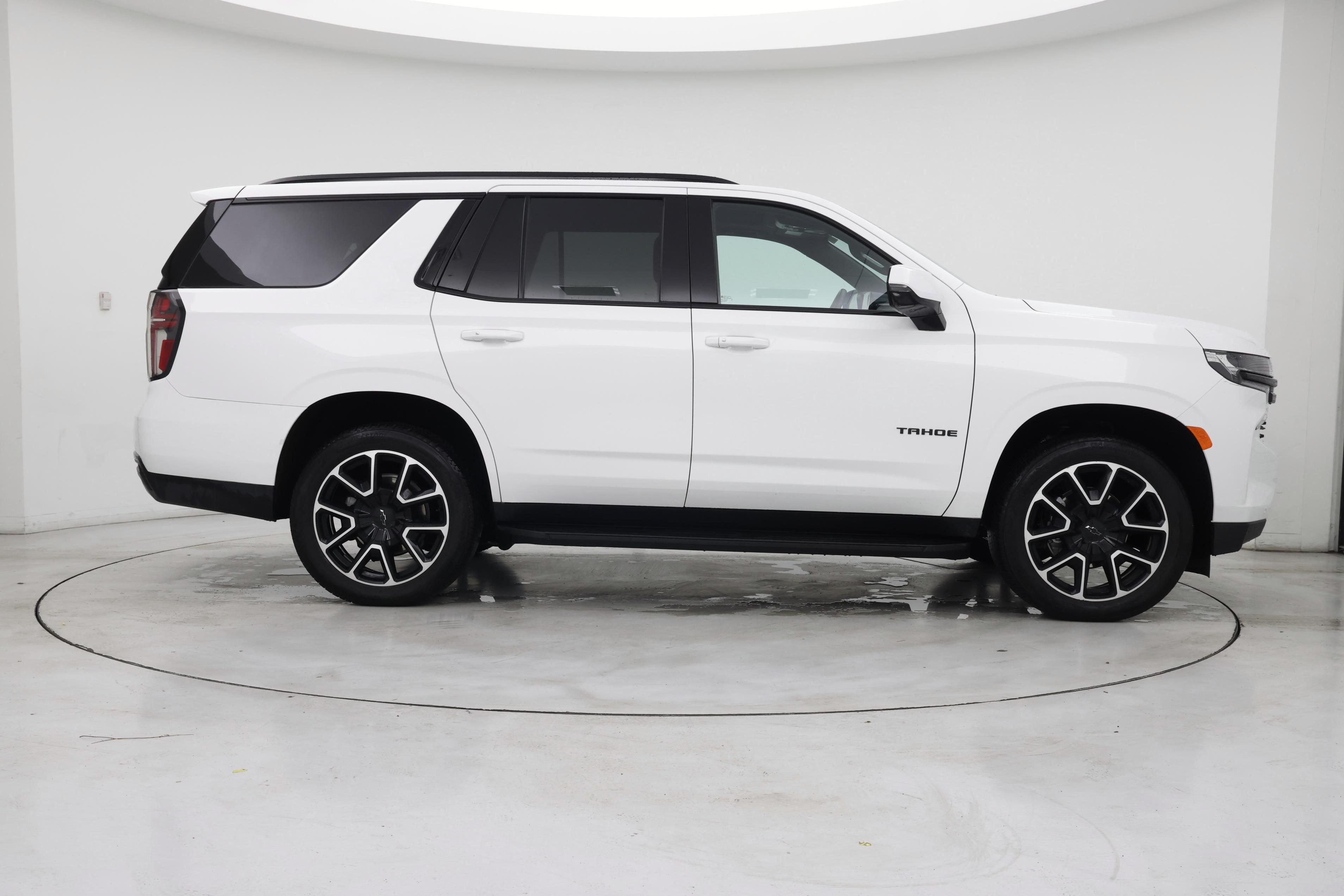 Thumbnail: 2023 Chevrolet Tahoe - 7