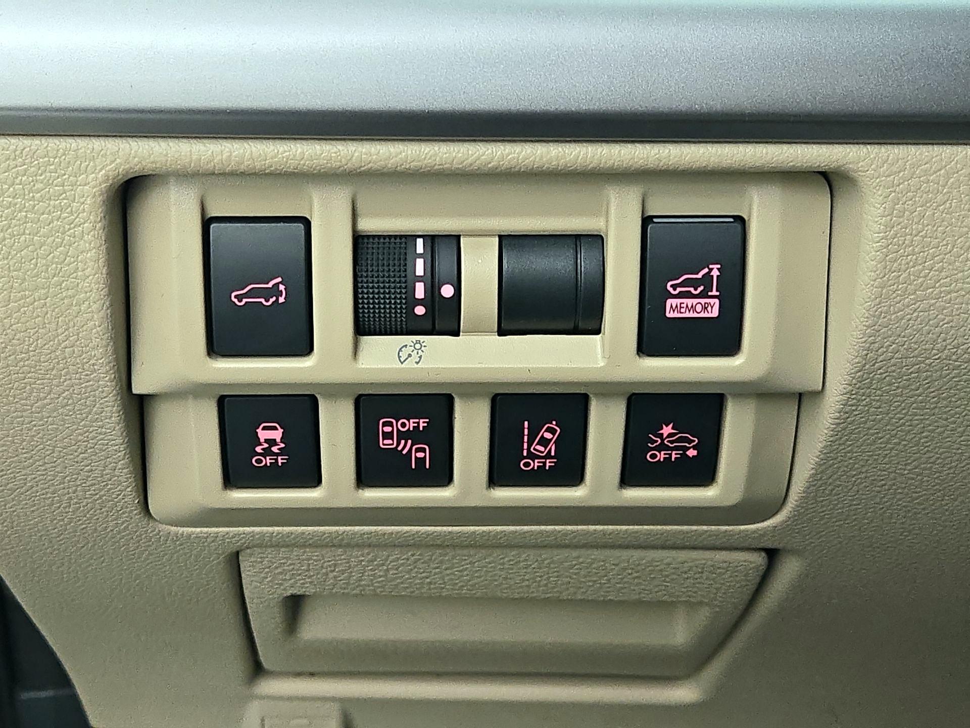 Thumbnail: 2018 Subaru Outback - 13