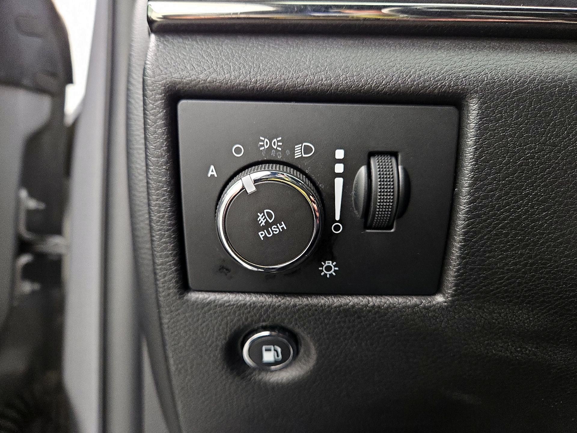 Thumbnail: 2021 Jeep Grand Cherokee - 13