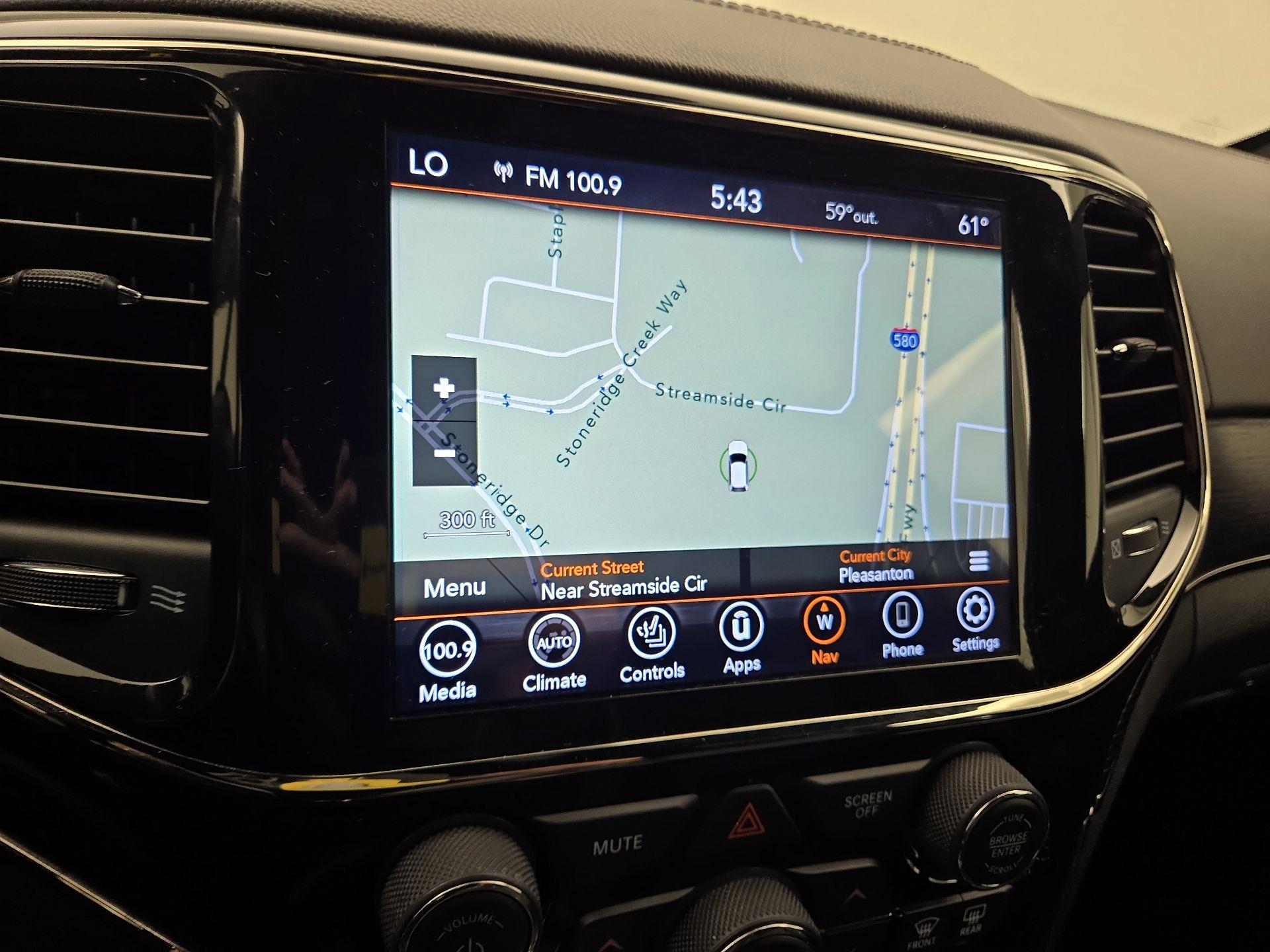 Thumbnail: 2021 Jeep Grand Cherokee - 14