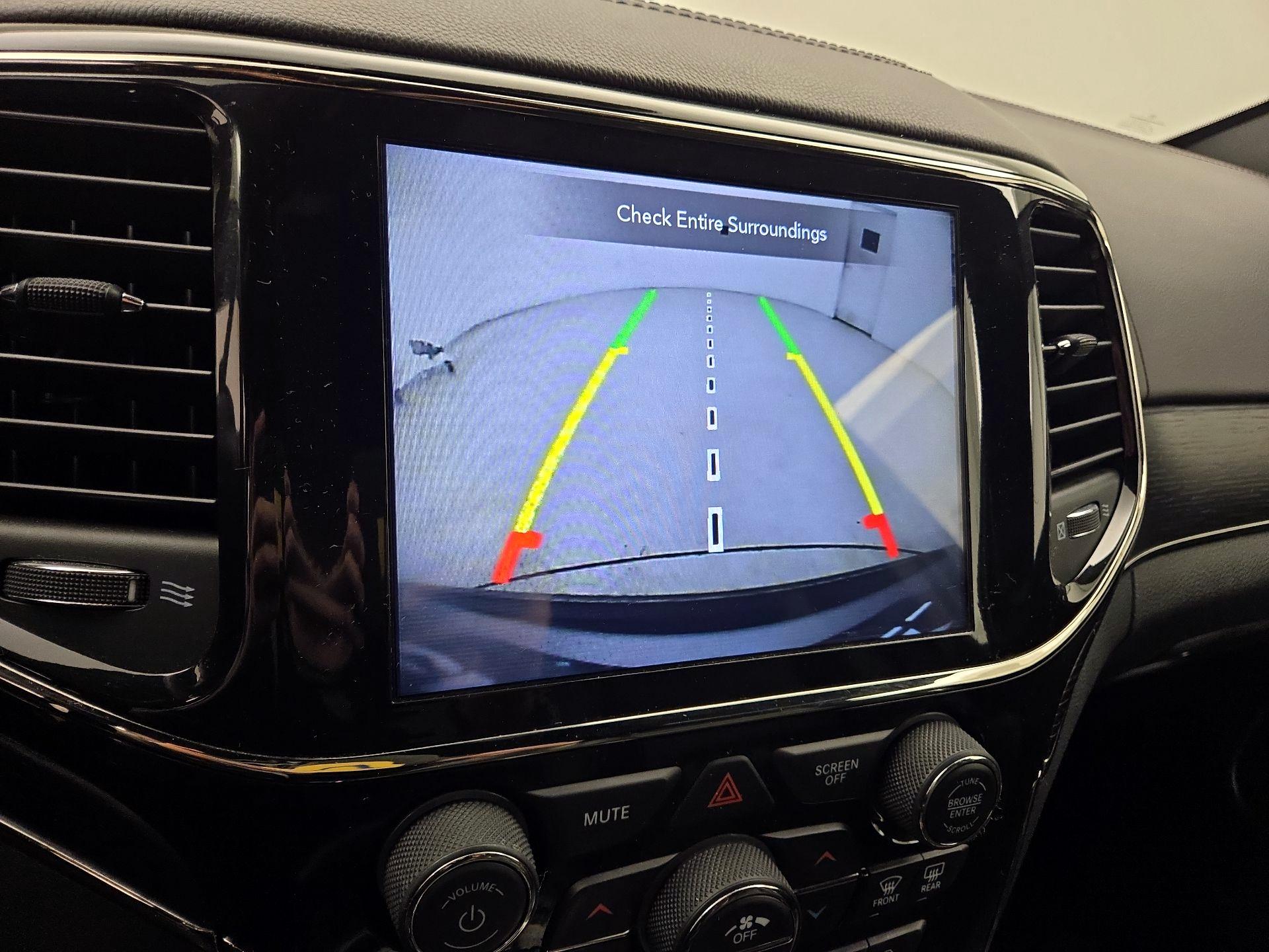 Thumbnail: 2021 Jeep Grand Cherokee - 15