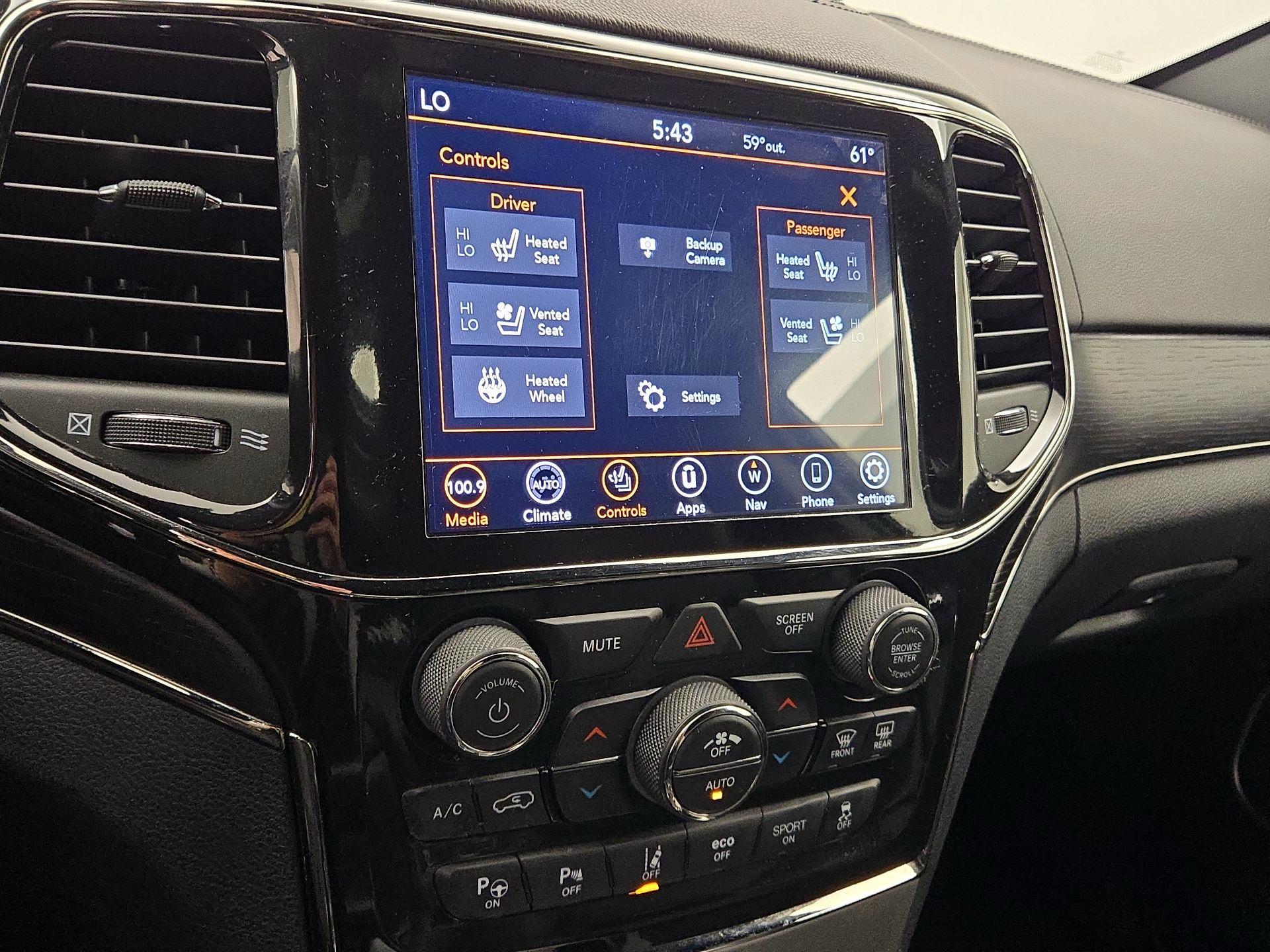 Thumbnail: 2021 Jeep Grand Cherokee - 17