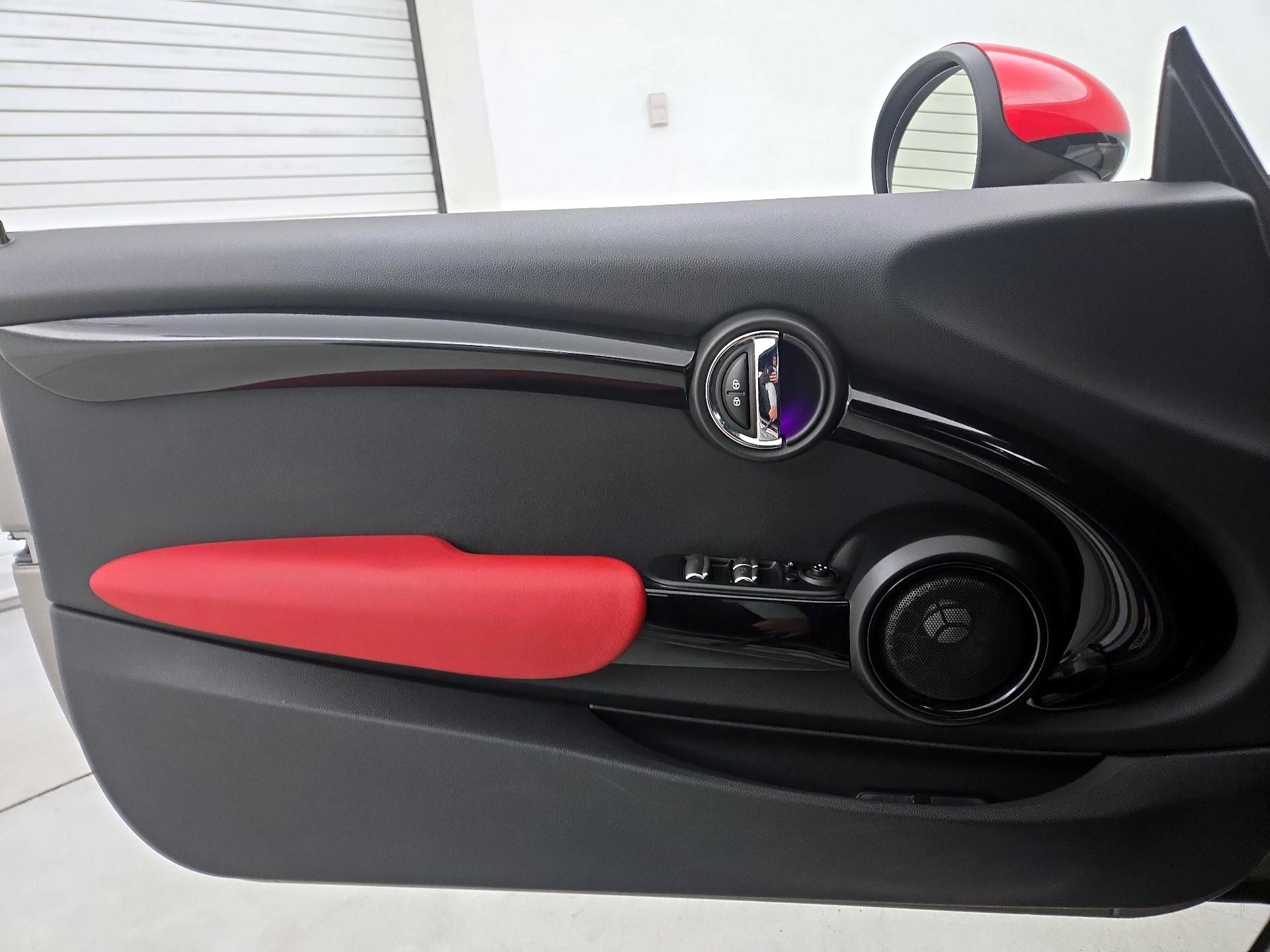 Thumbnail: 2017 MINI Cooper - 12