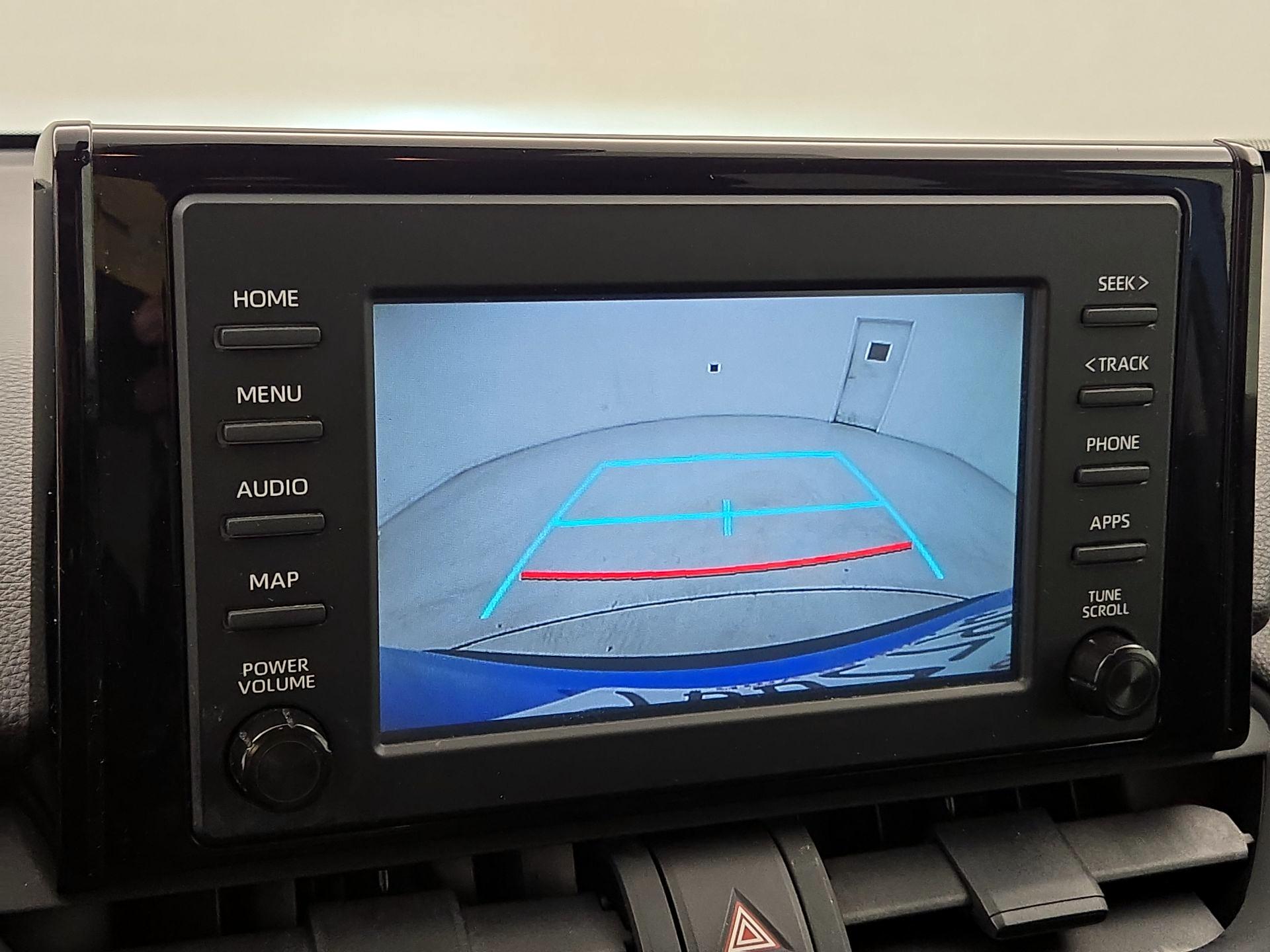 Thumbnail: 2019 Toyota RAV4 - 15