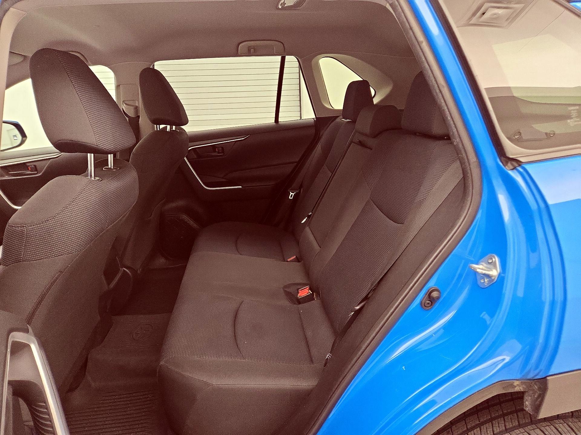 Thumbnail: 2019 Toyota RAV4 - 20