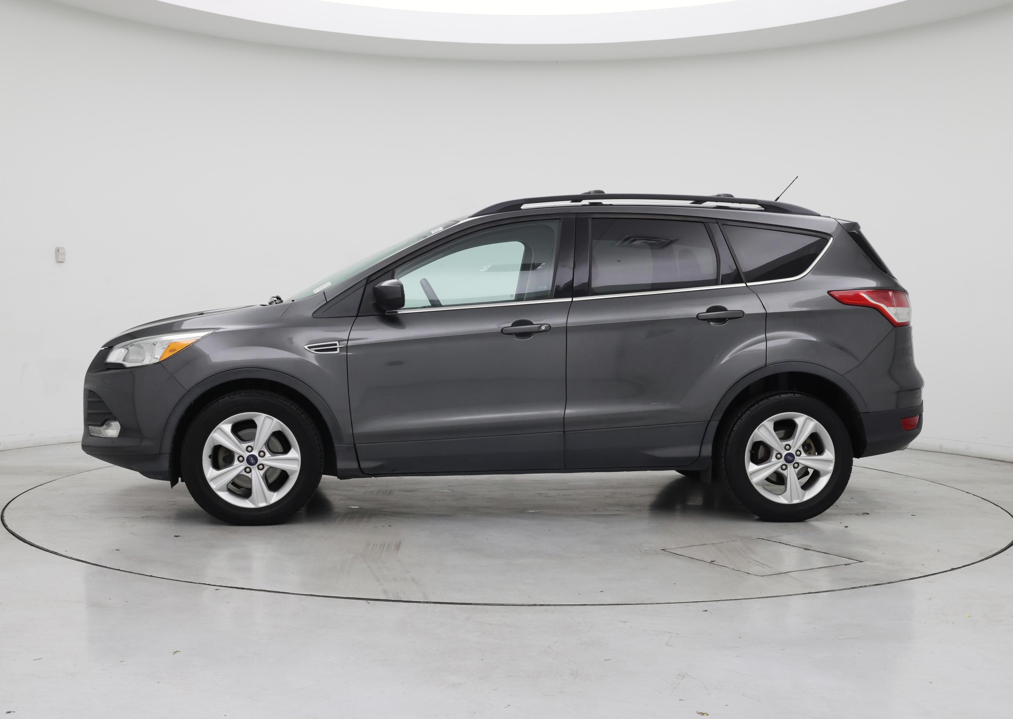 Thumbnail: 2015 Ford Escape - 3