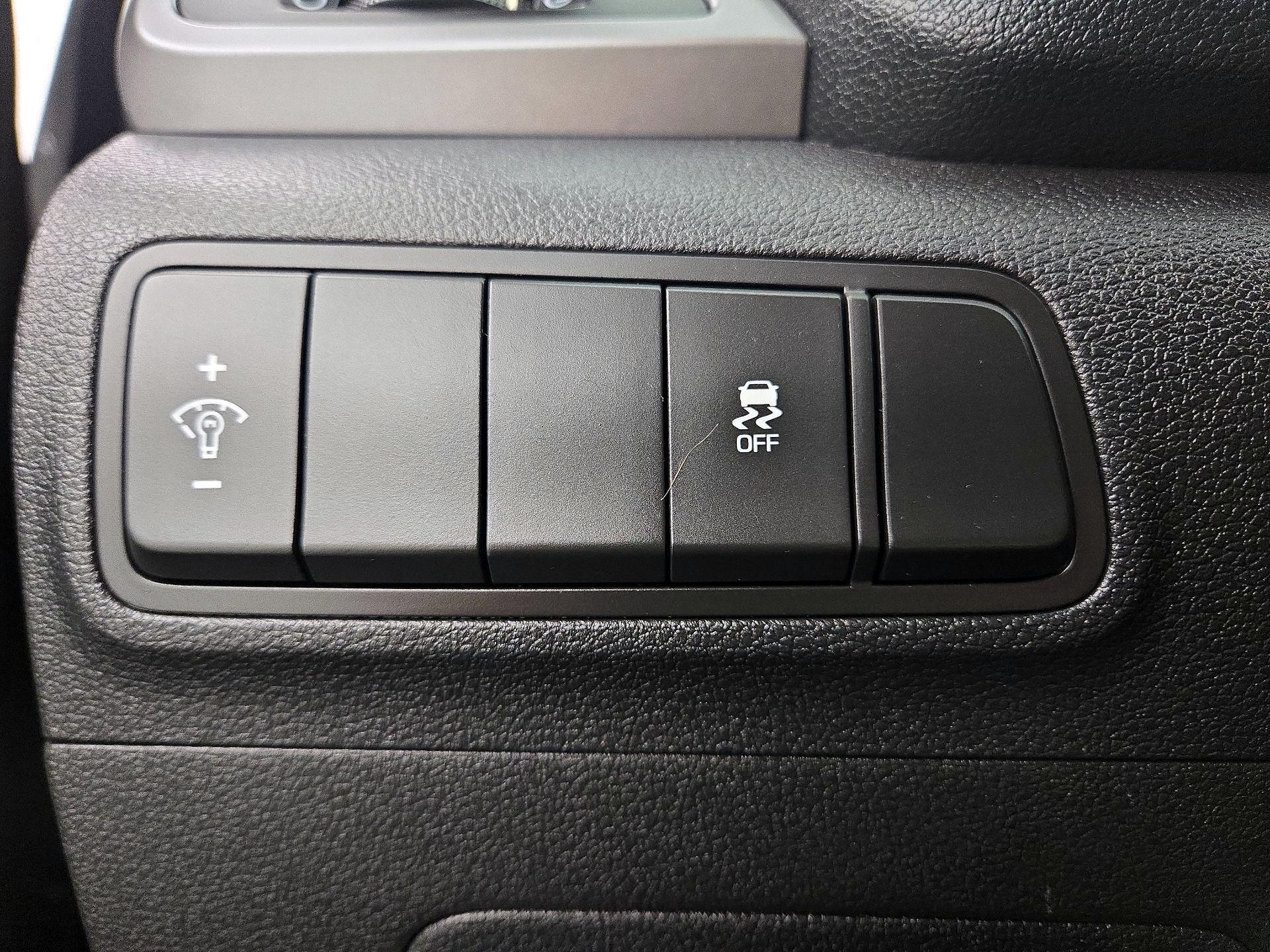 Thumbnail: 2018 Hyundai Tucson - 13