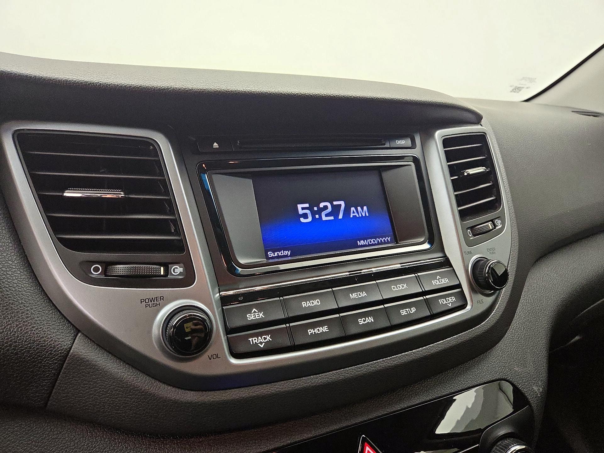 Thumbnail: 2018 Hyundai Tucson - 15