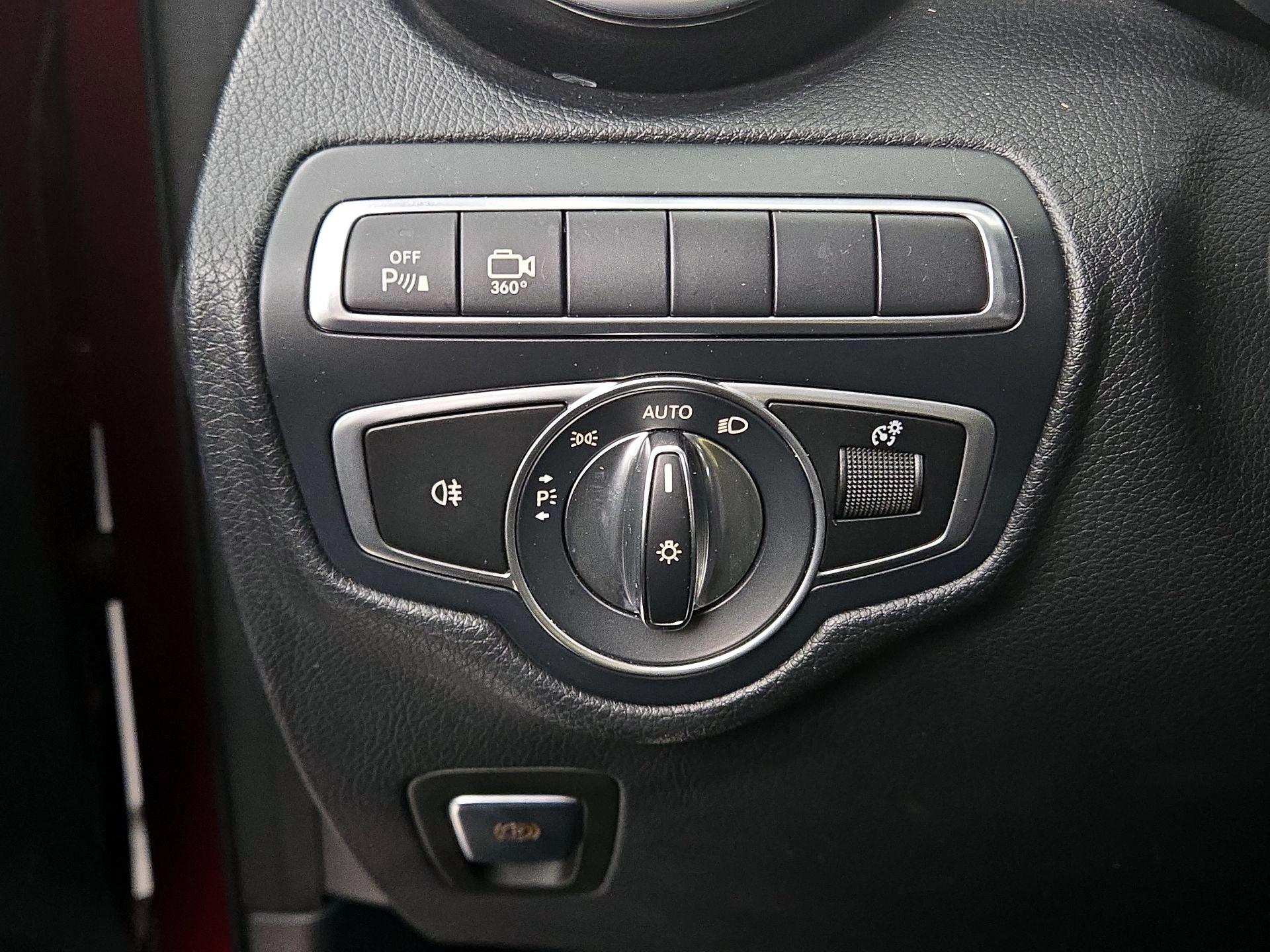 Thumbnail: 2019 Mercedes-Benz GL-Class - 13