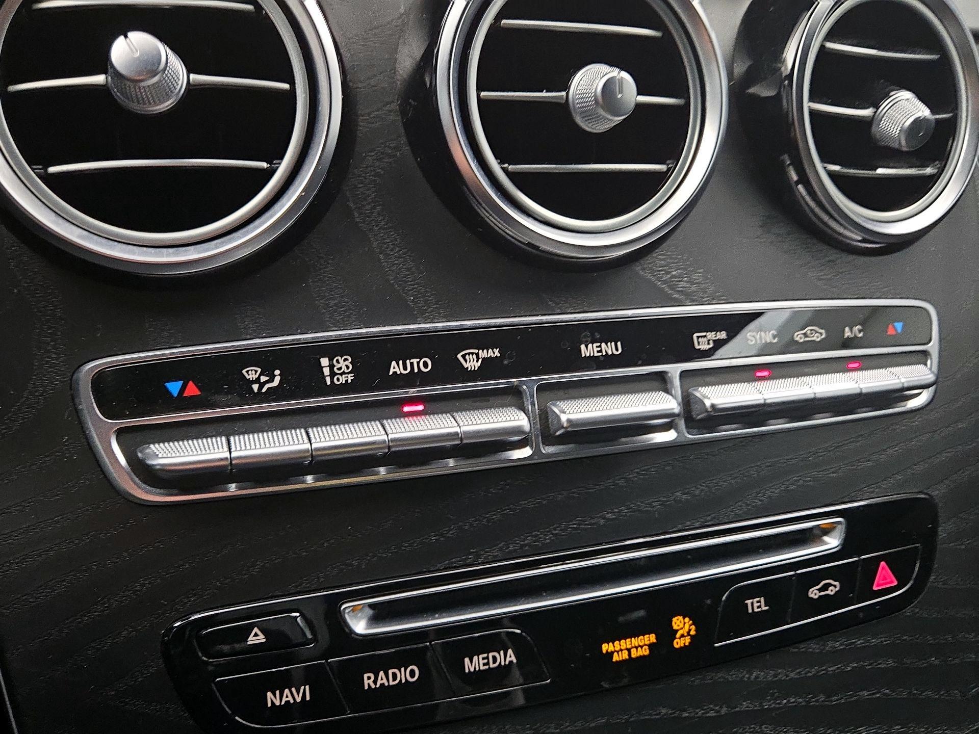 Thumbnail: 2019 Mercedes-Benz GL-Class - 17