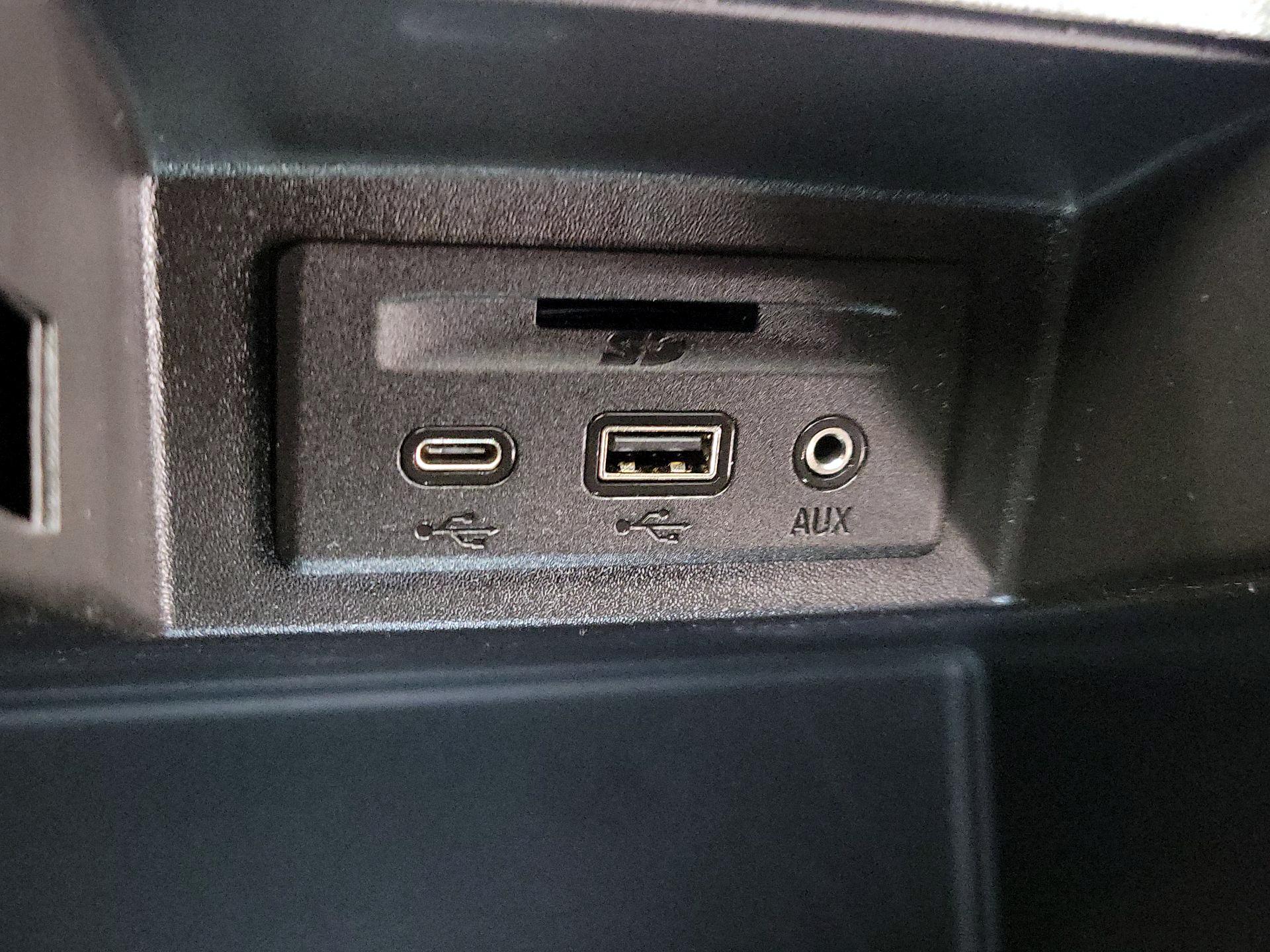 Thumbnail: 2020 Chevrolet Silverado 1500 - 18