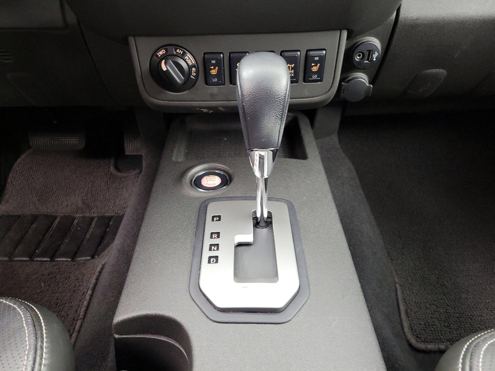 Thumbnail: 2020 Nissan Frontier - 17