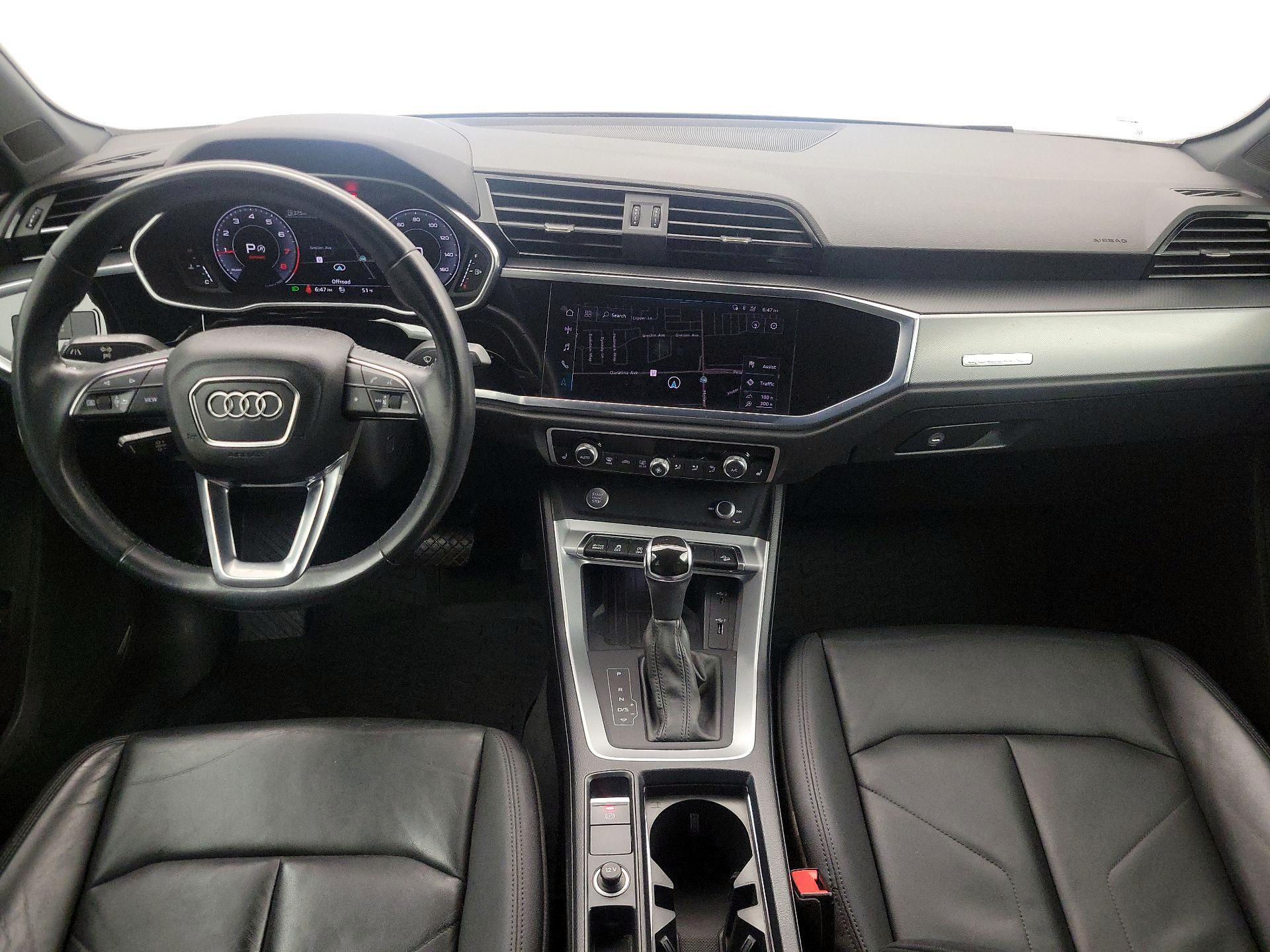 Thumbnail: 2020 Audi Q3 - 9