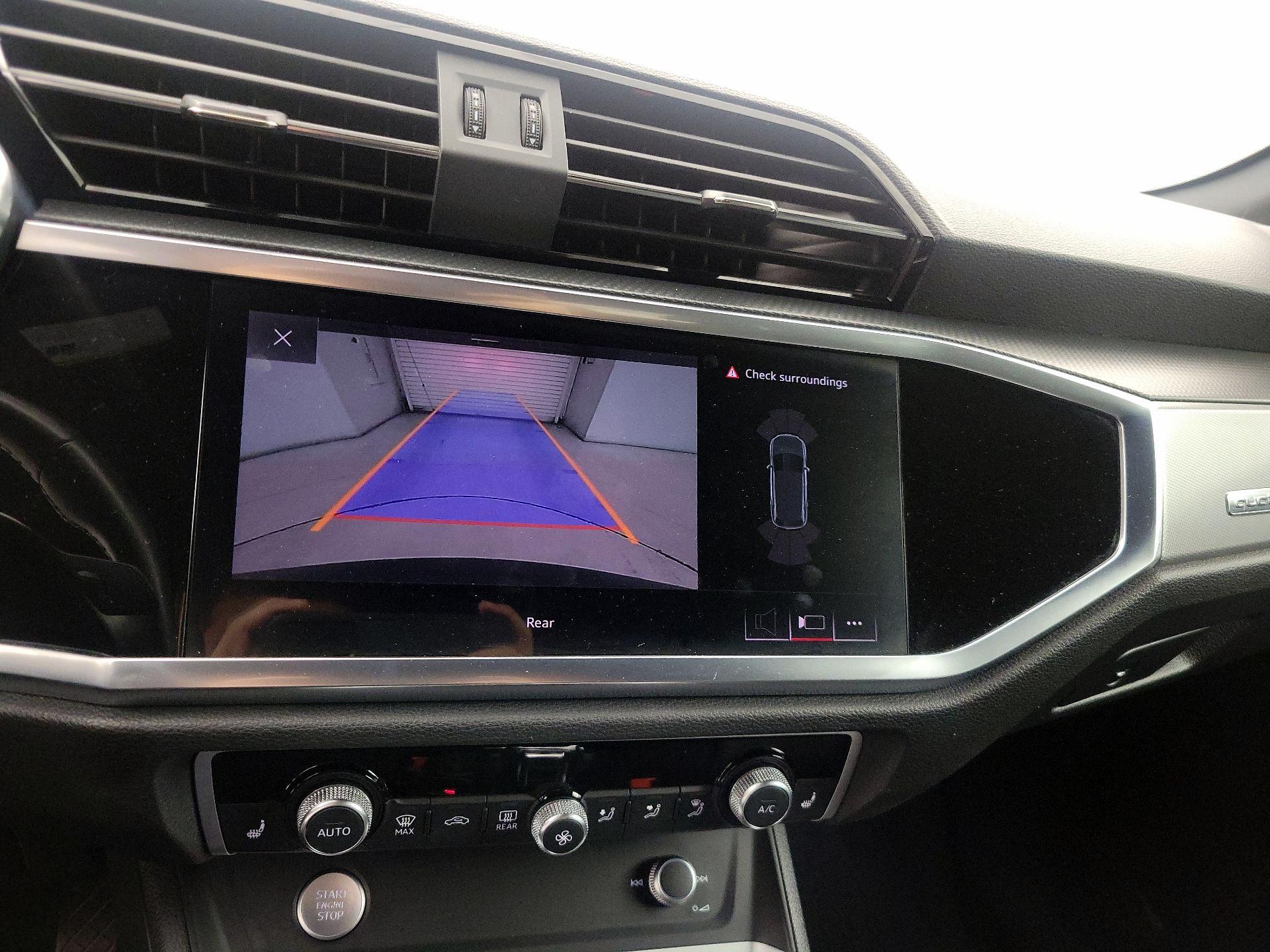 Thumbnail: 2020 Audi Q3 - 15