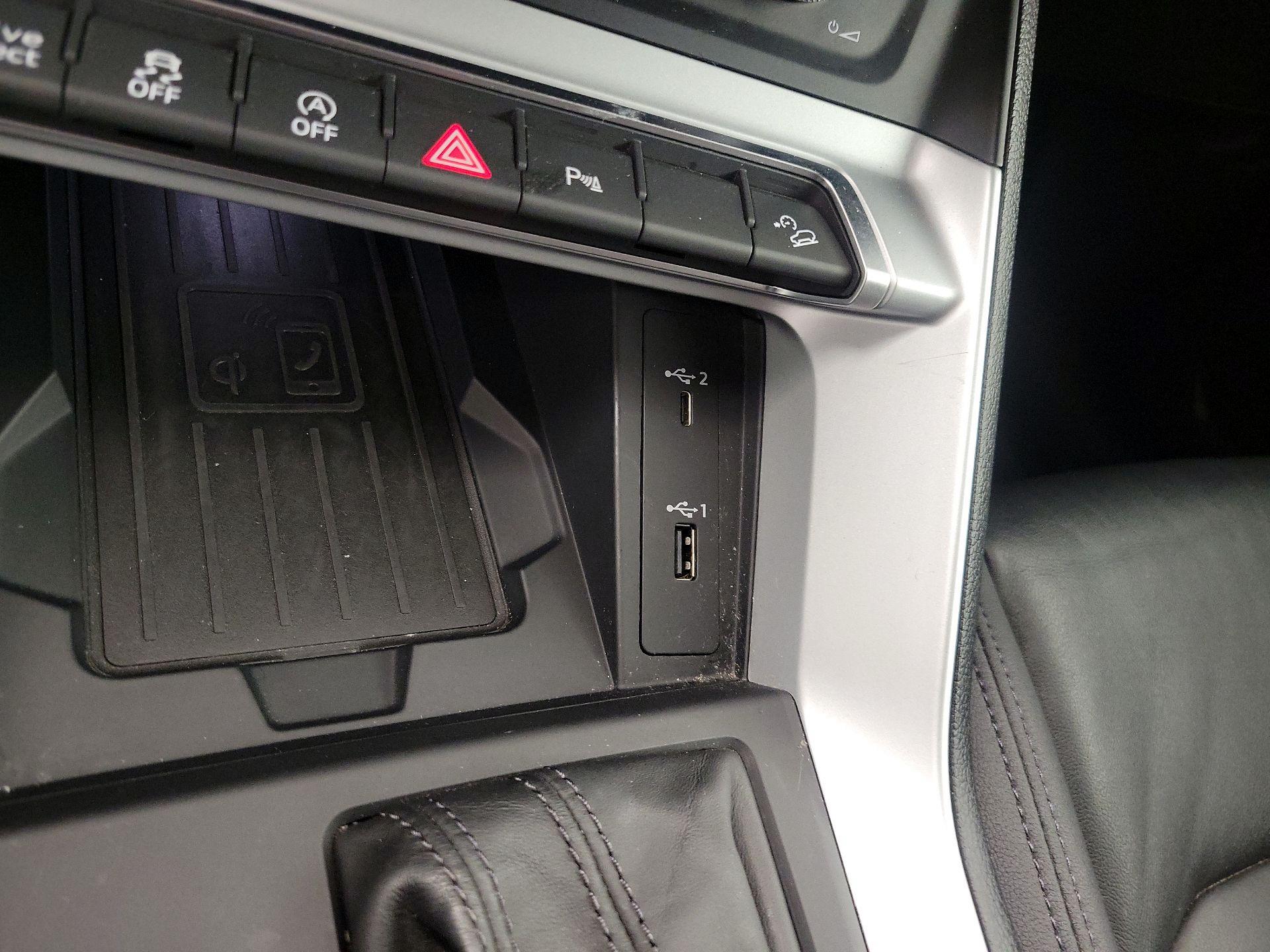 Thumbnail: 2020 Audi Q3 - 19