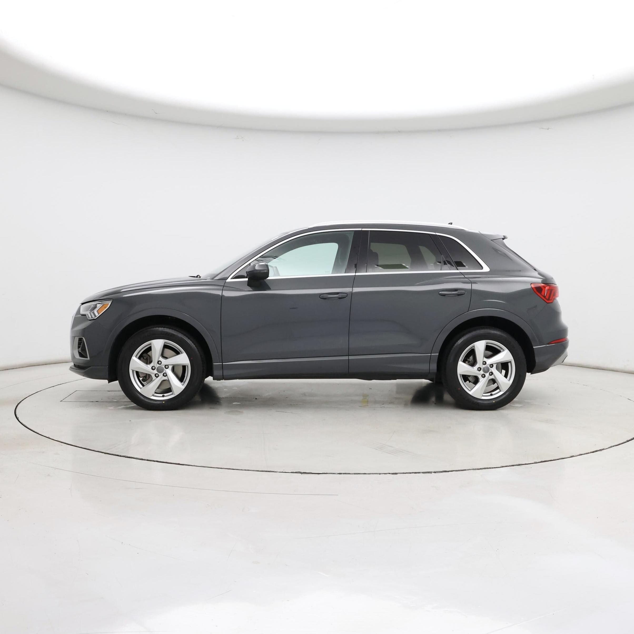 Thumbnail: 2020 Audi Q3 - 3