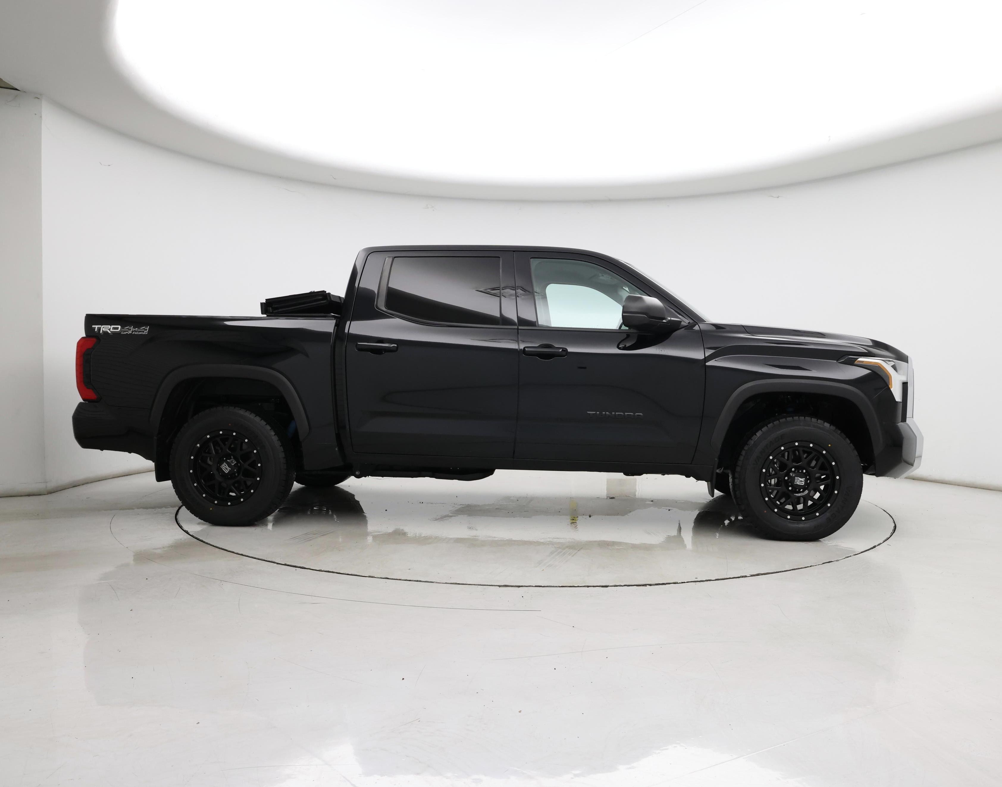 Thumbnail: 2024 Toyota Tundra - 7