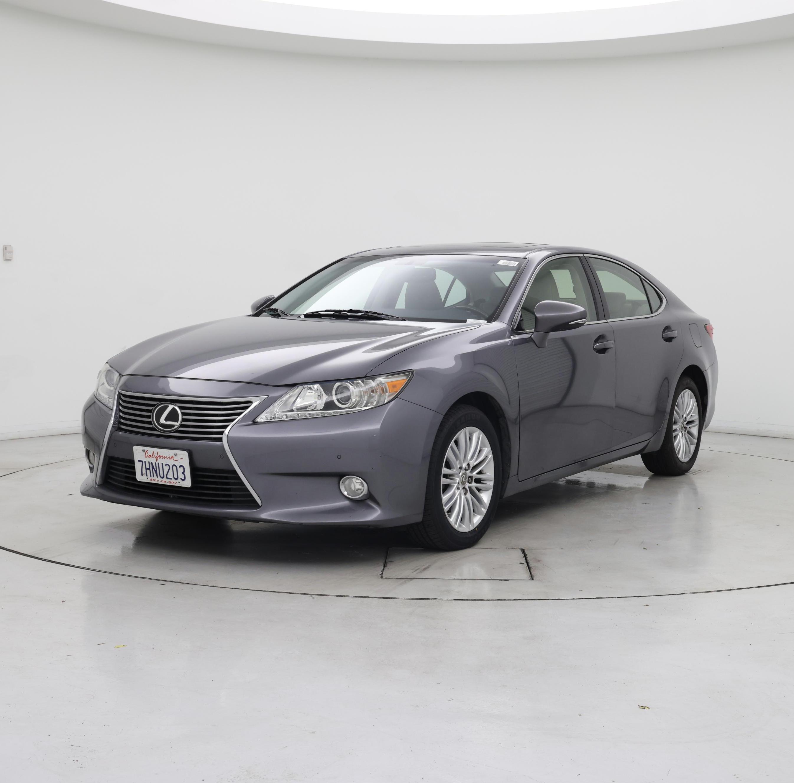 Thumbnail: 2014 Lexus ES - 4