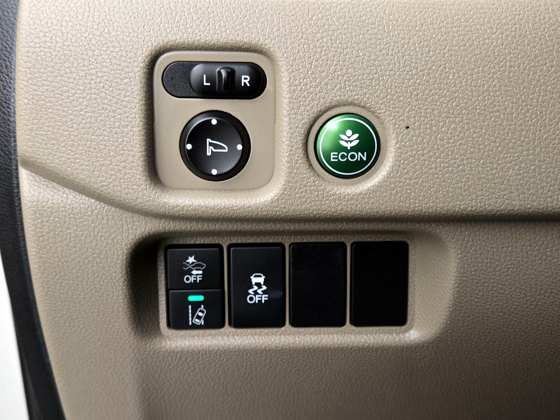 Thumbnail: 2019 Honda Pilot - 13