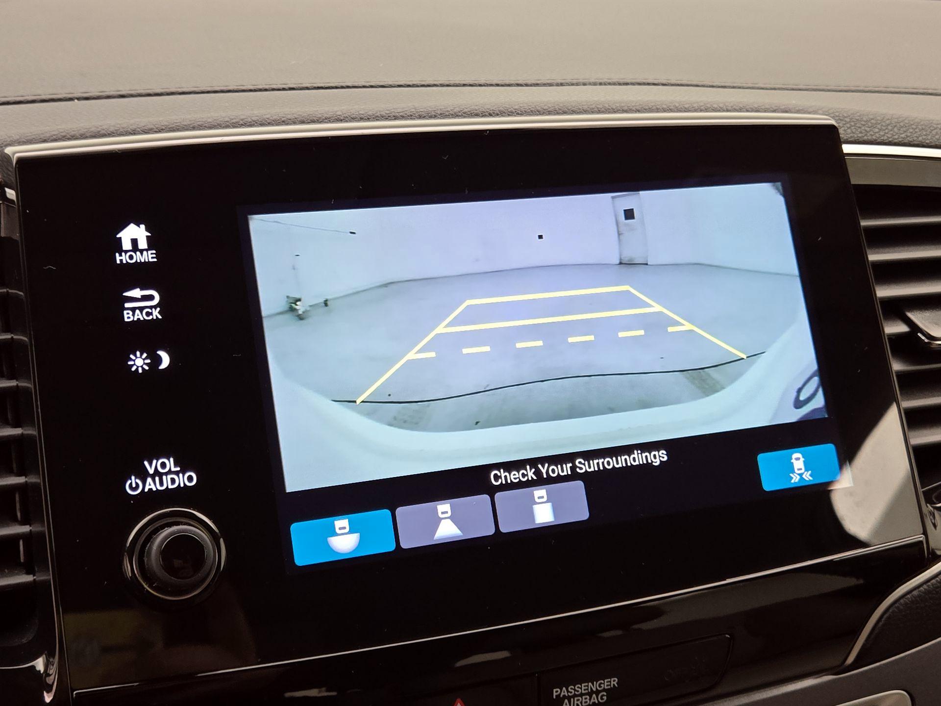 Thumbnail: 2019 Honda Pilot - 15