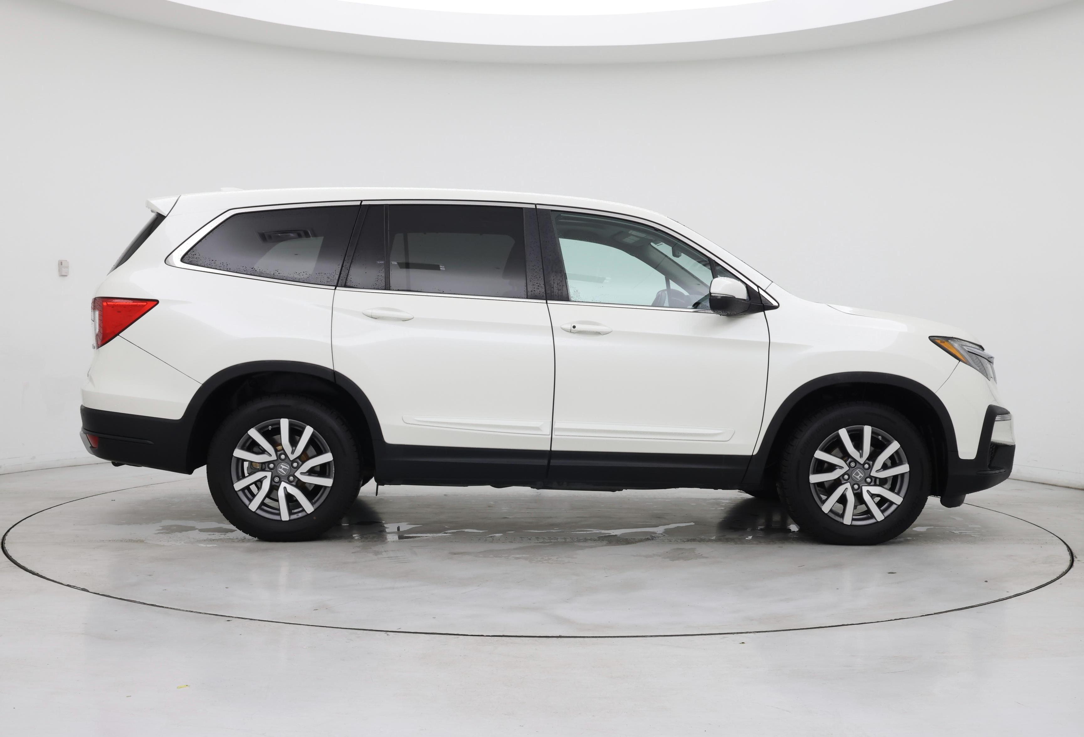 Thumbnail: 2019 Honda Pilot - 7