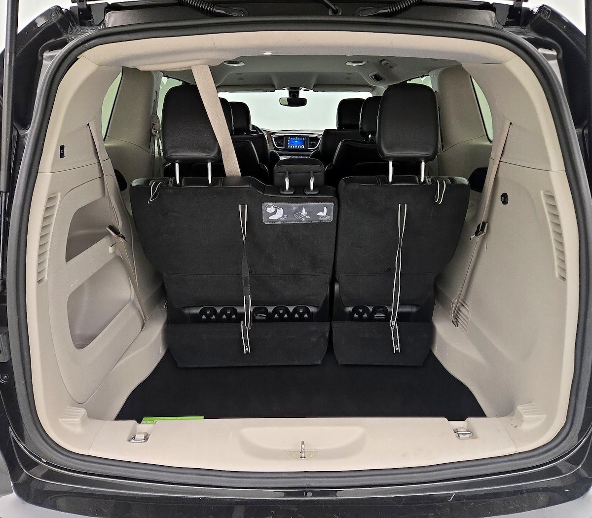 Trunk/Cargo (Seats Up)