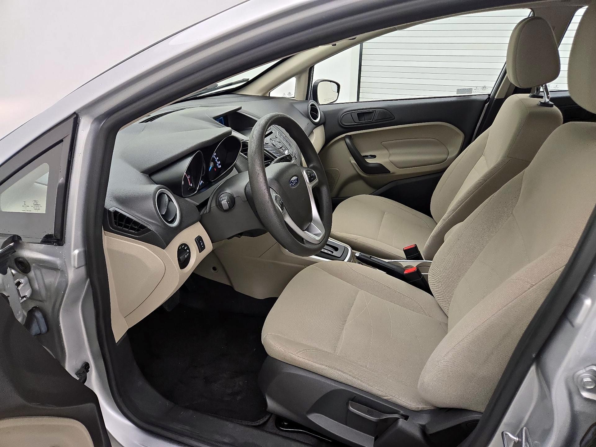 Thumbnail: 2017 Ford Fiesta - 11