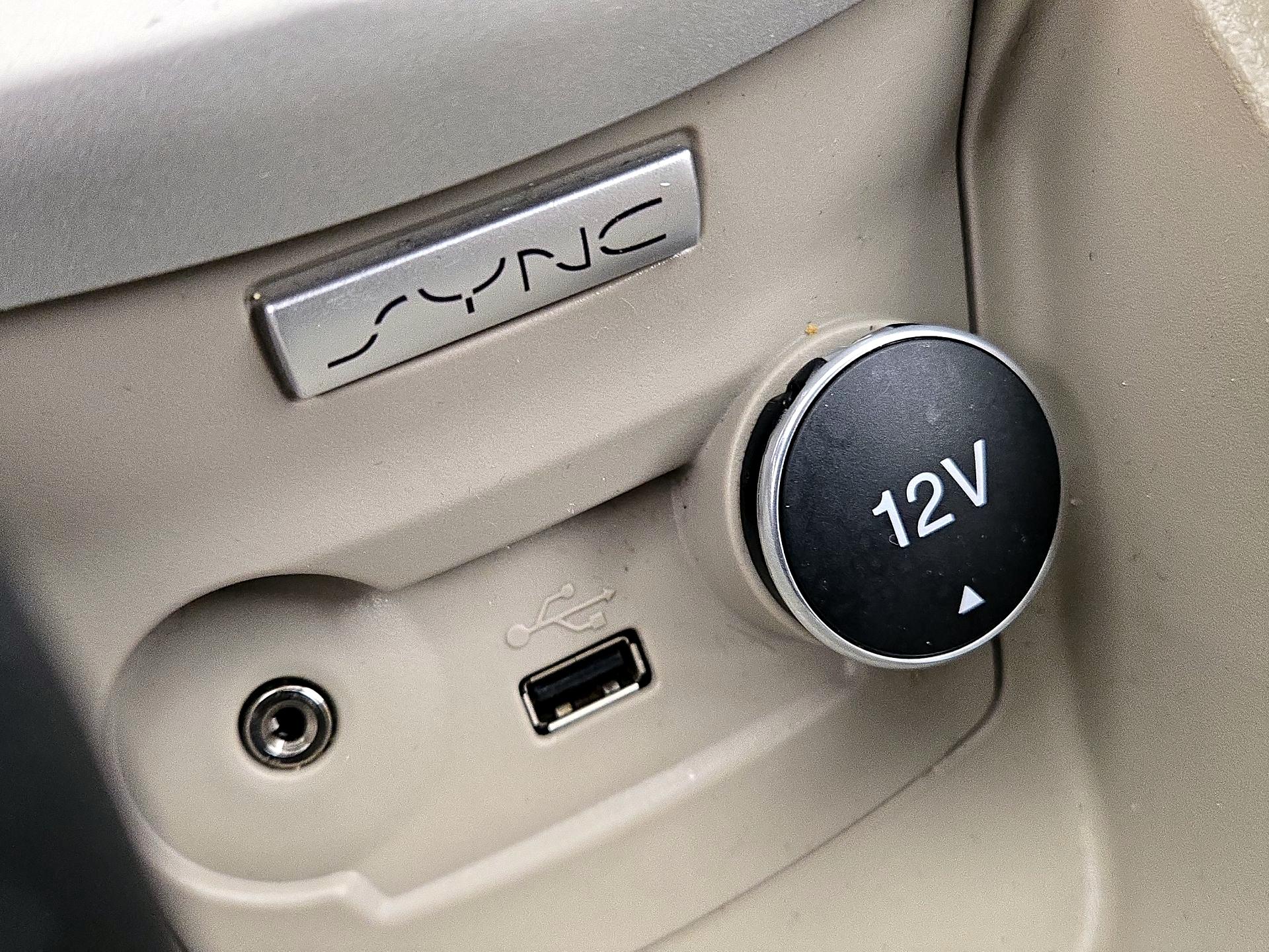 Thumbnail: 2017 Ford Fiesta - 17