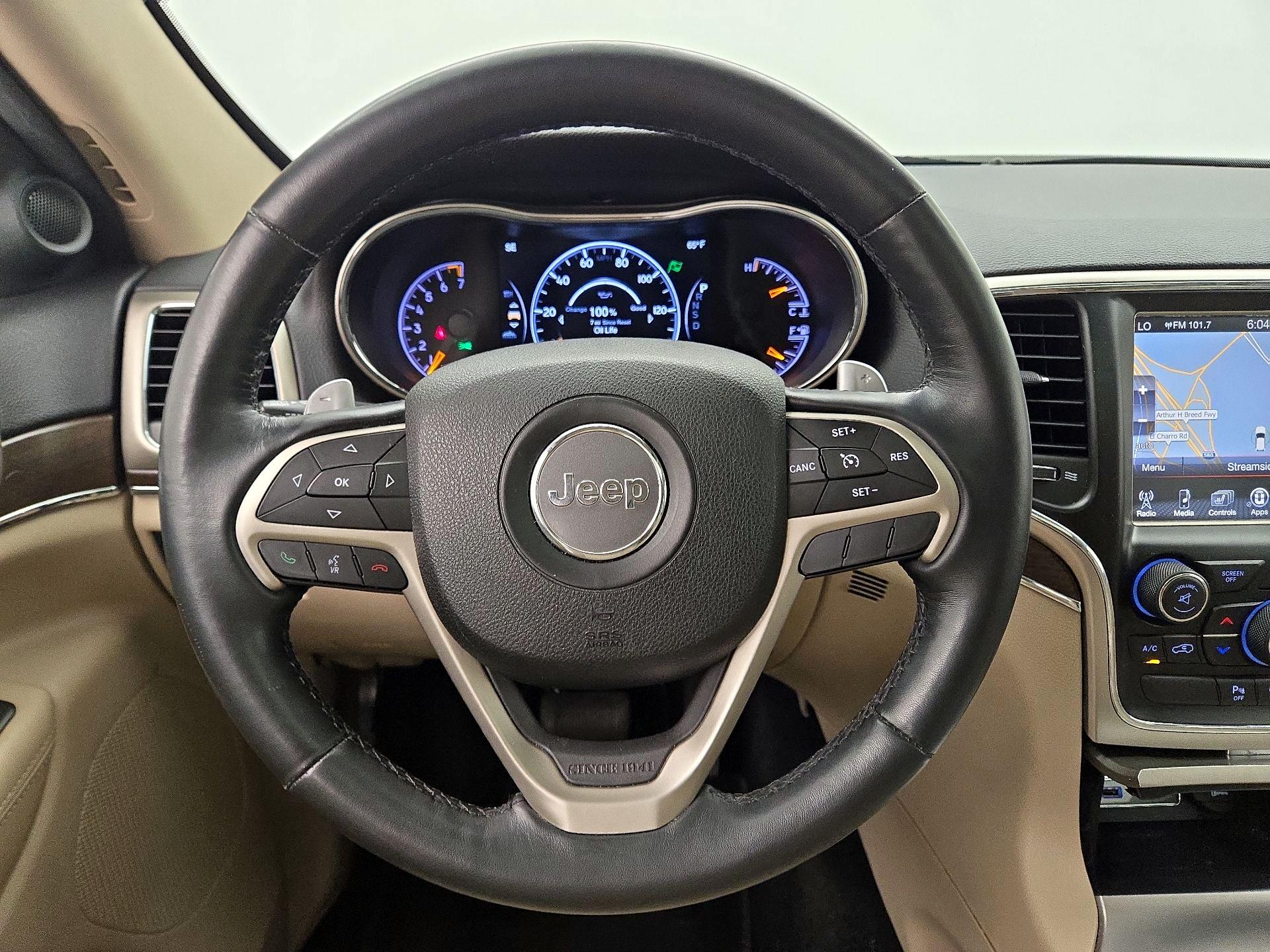 Thumbnail: 2015 Jeep Grand Cherokee - 10