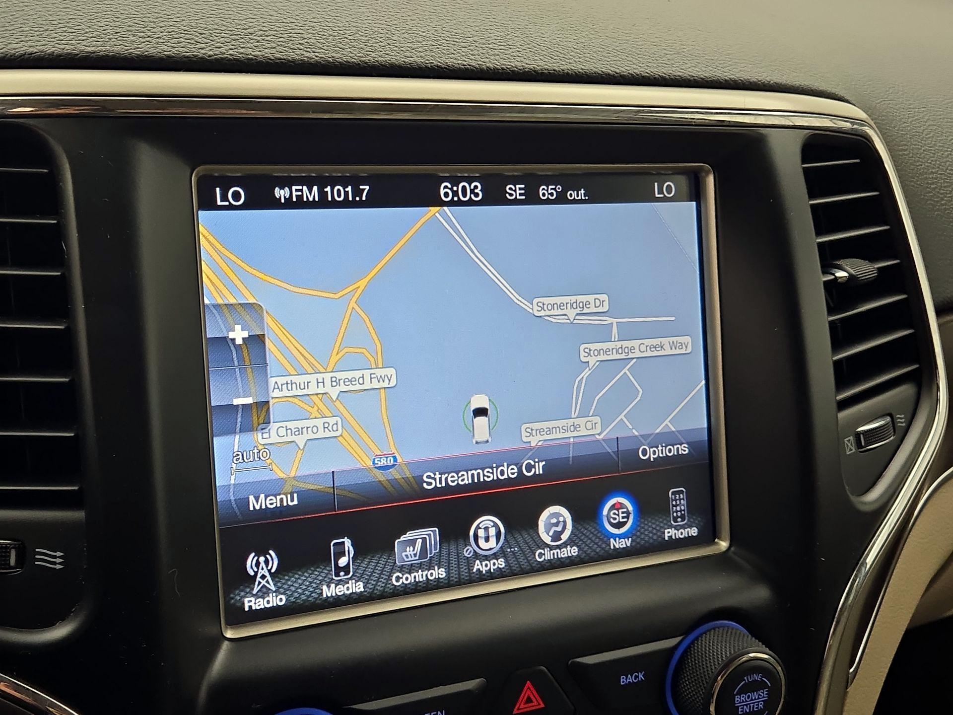 Thumbnail: 2015 Jeep Grand Cherokee - 14