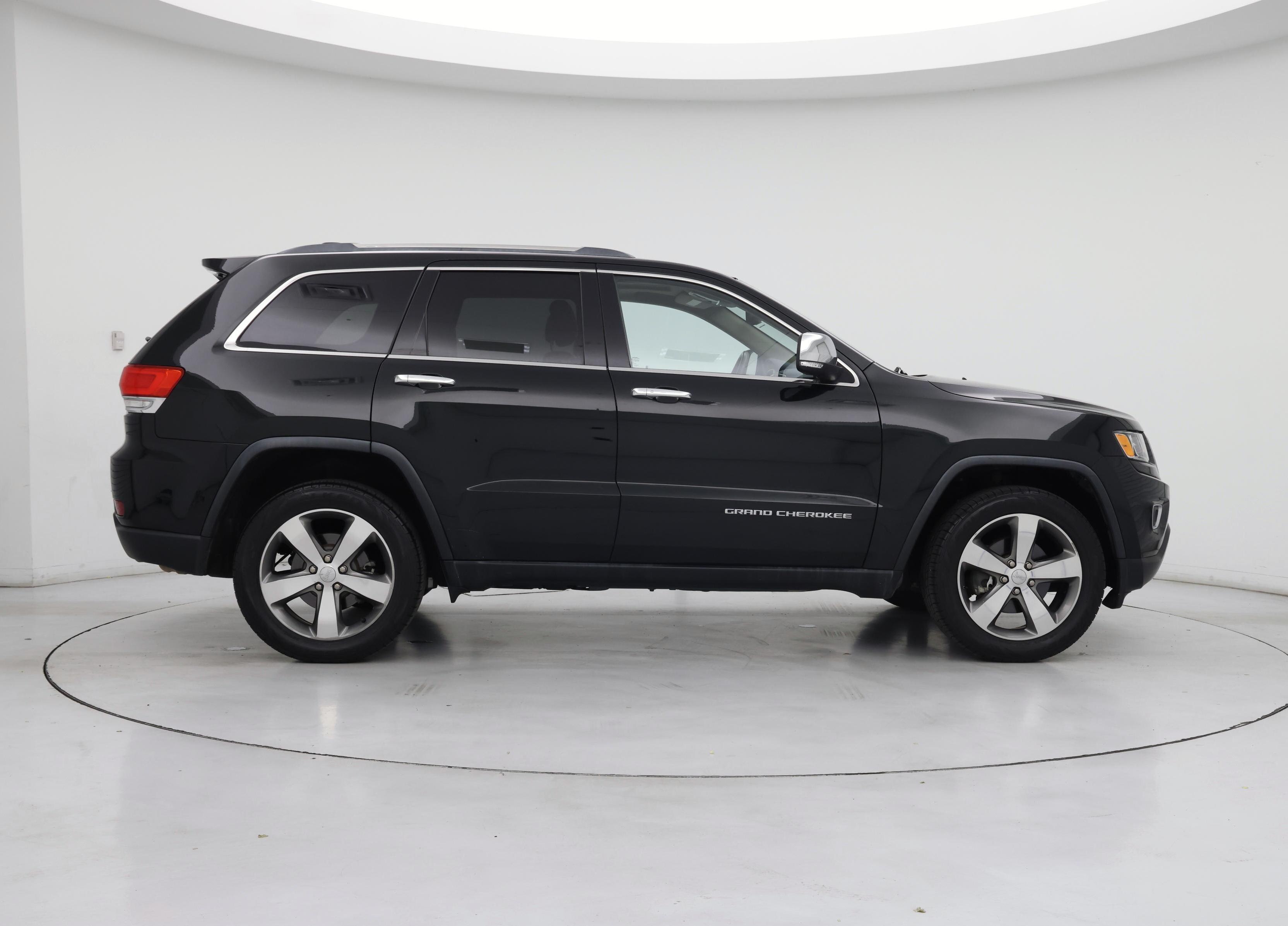Thumbnail: 2015 Jeep Grand Cherokee - 7