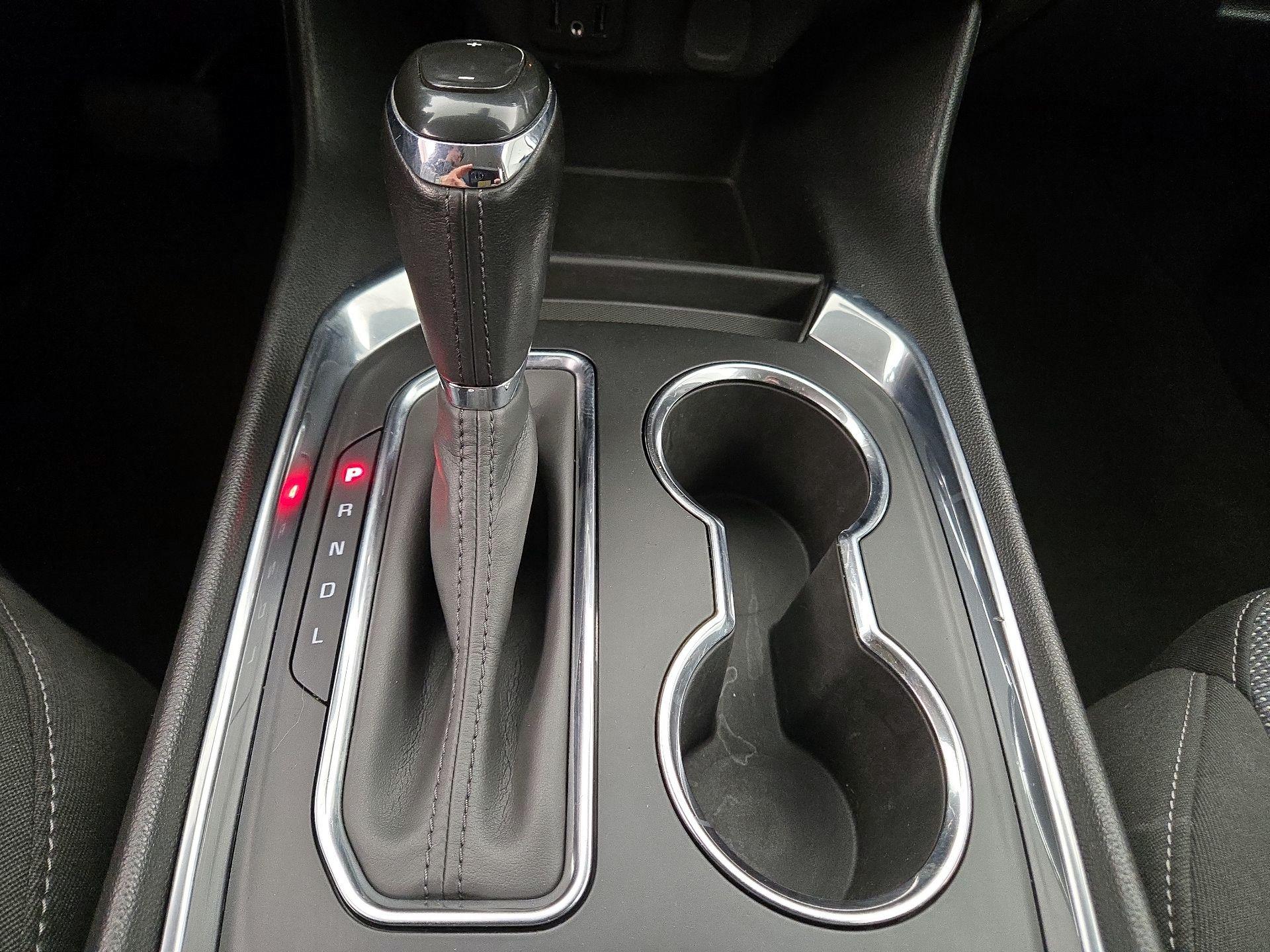 Thumbnail: 2020 Chevrolet Traverse - 17