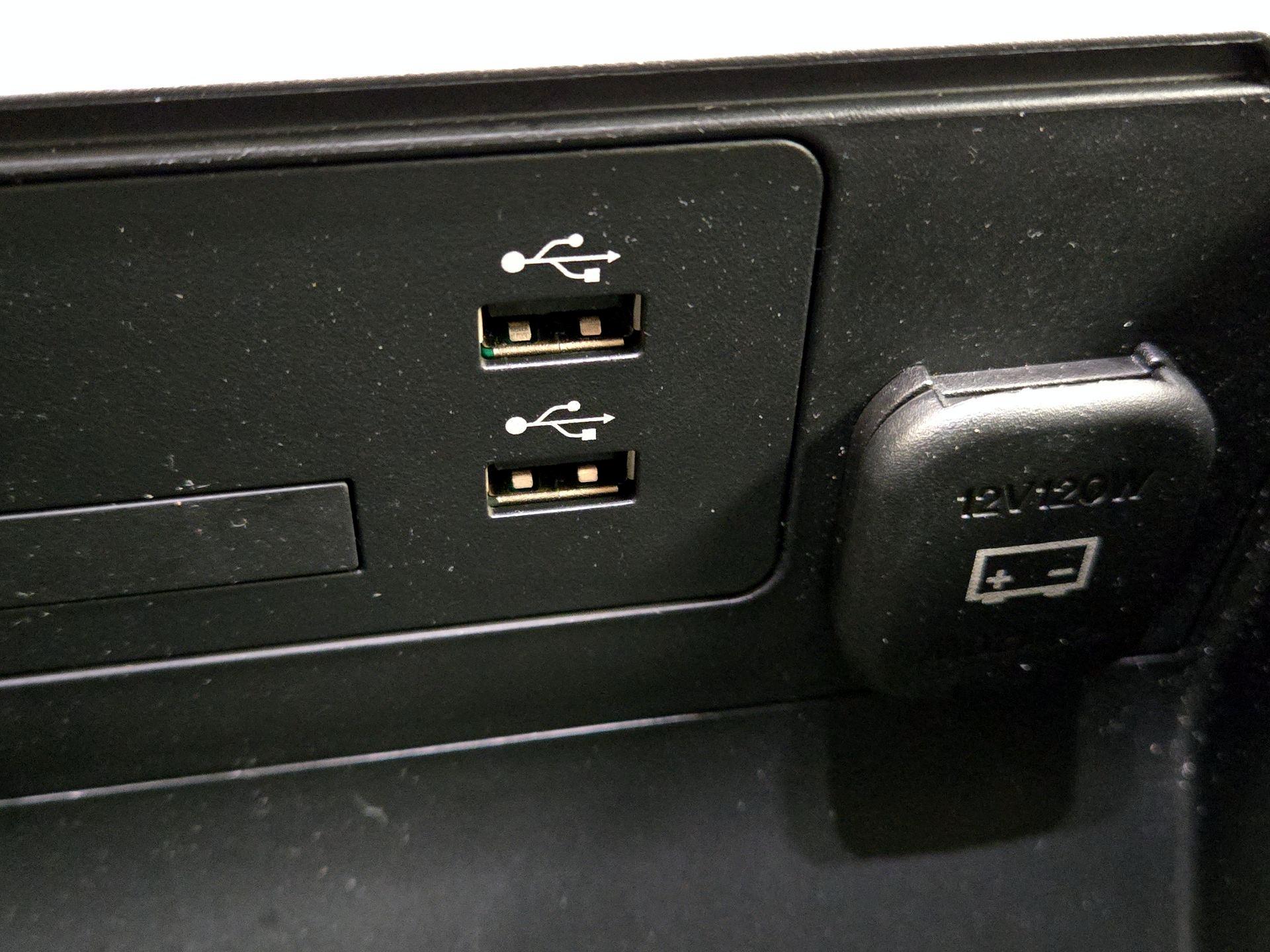 Thumbnail: 2023 Mazda Mazda3 - 18