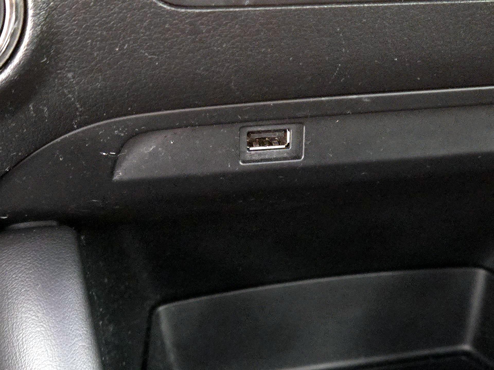 Thumbnail: 2021 Mazda Mazda3 - 19