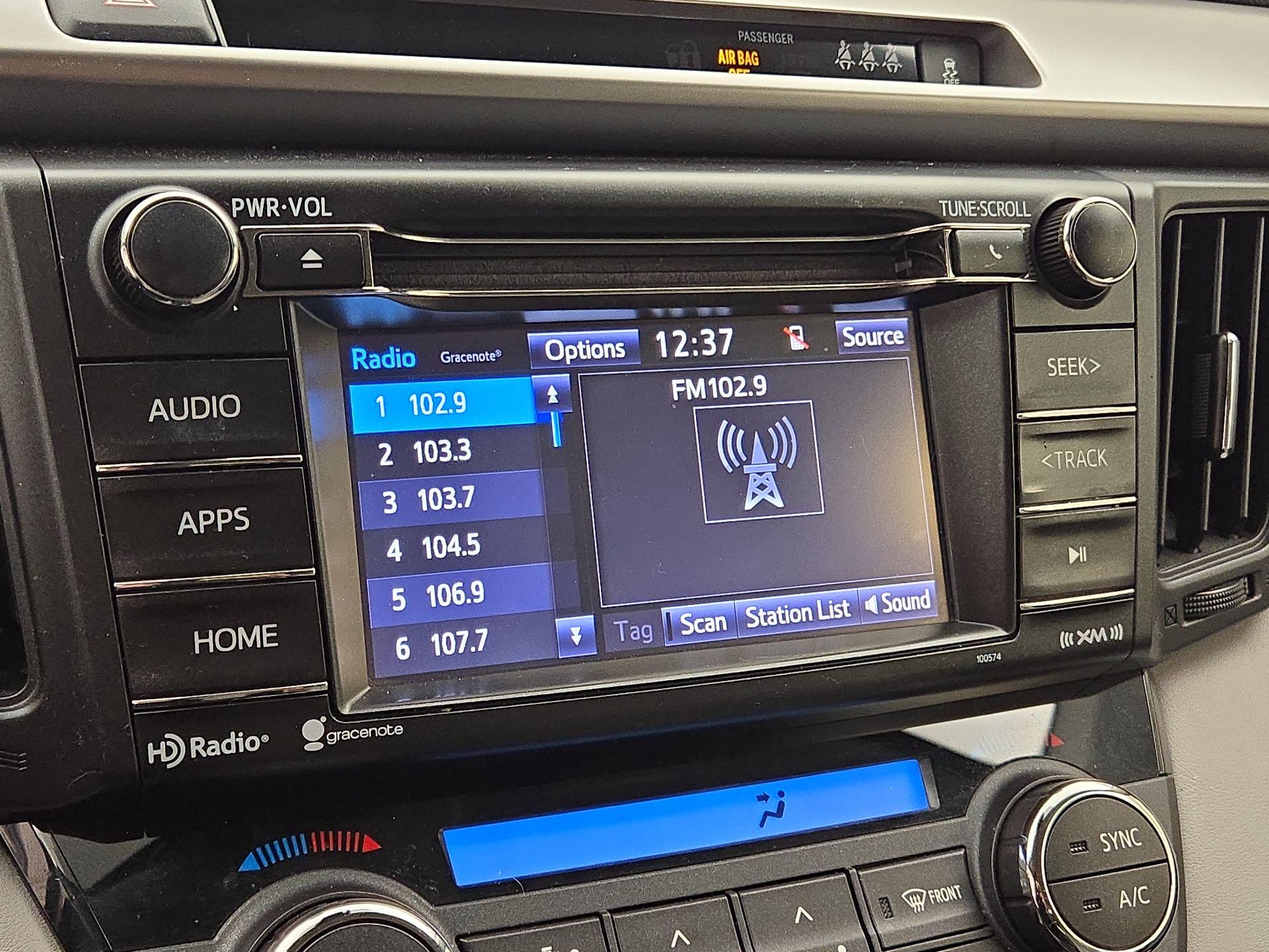 Thumbnail: 2017 Toyota RAV4 - 15