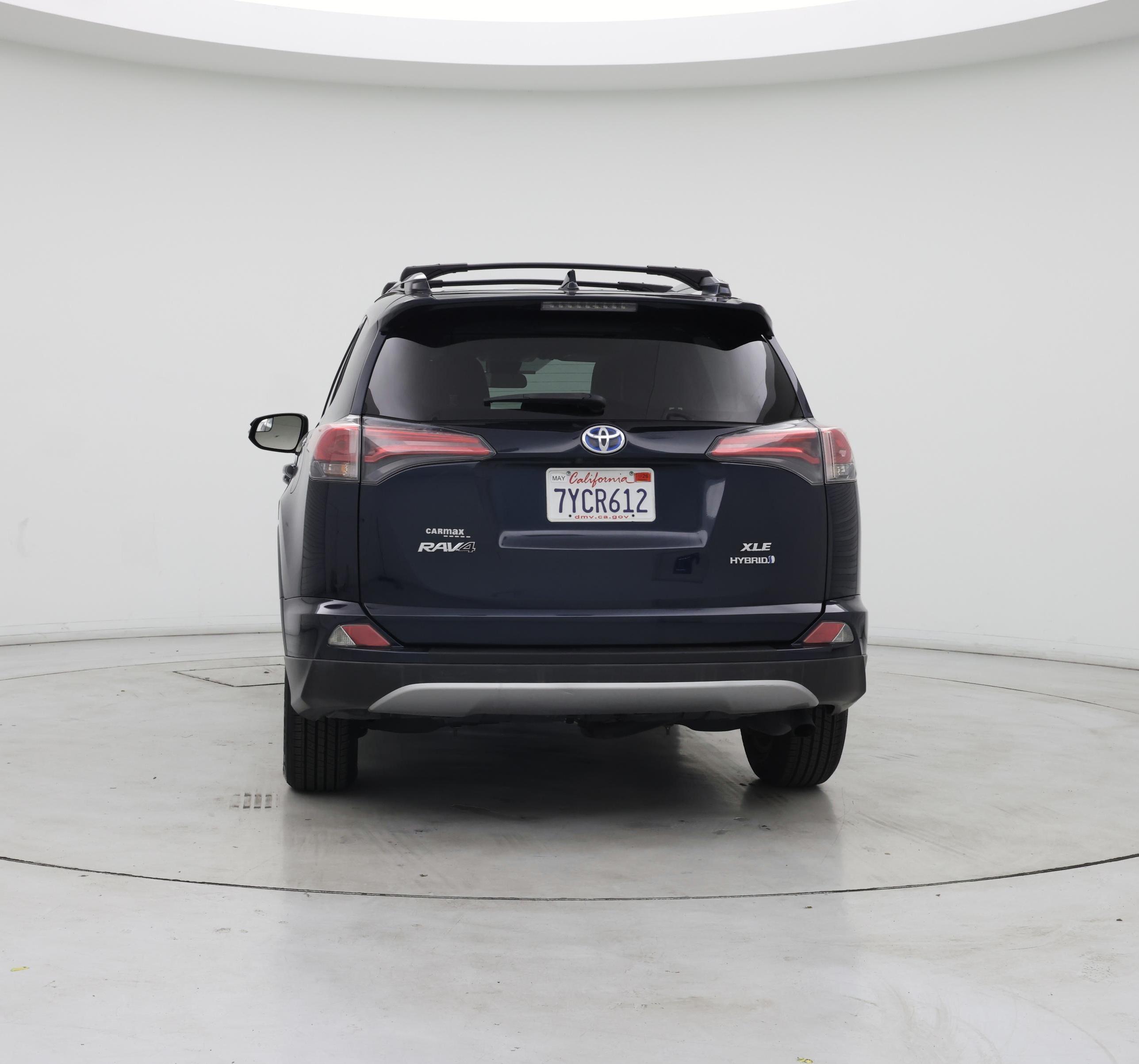 Thumbnail: 2017 Toyota RAV4 - 6