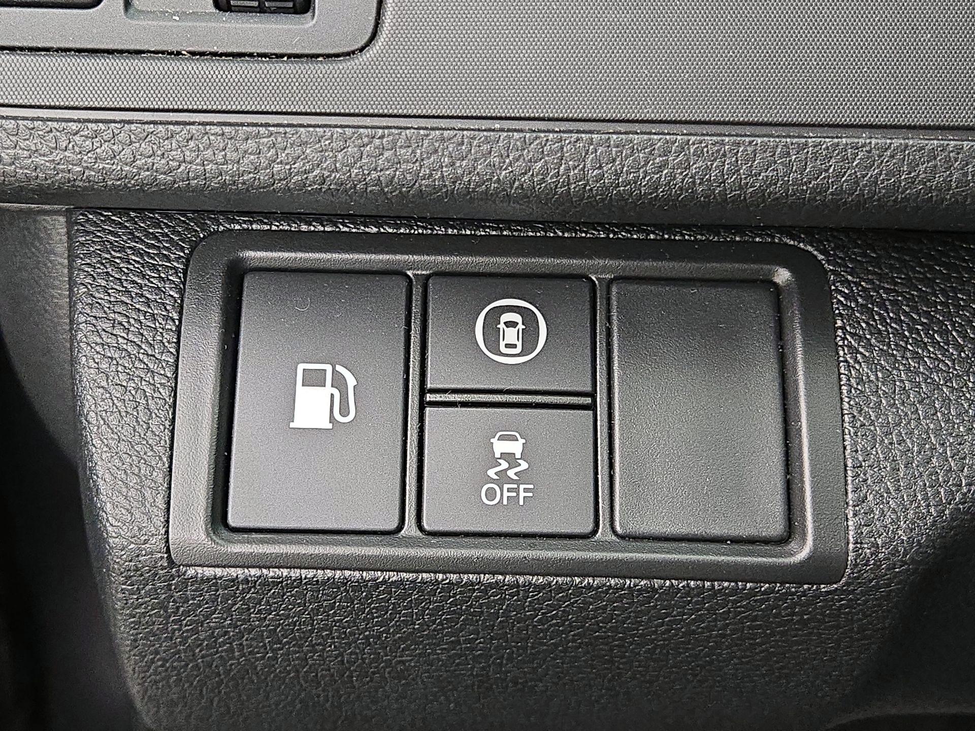 Thumbnail: 2019 Honda Insight - 13