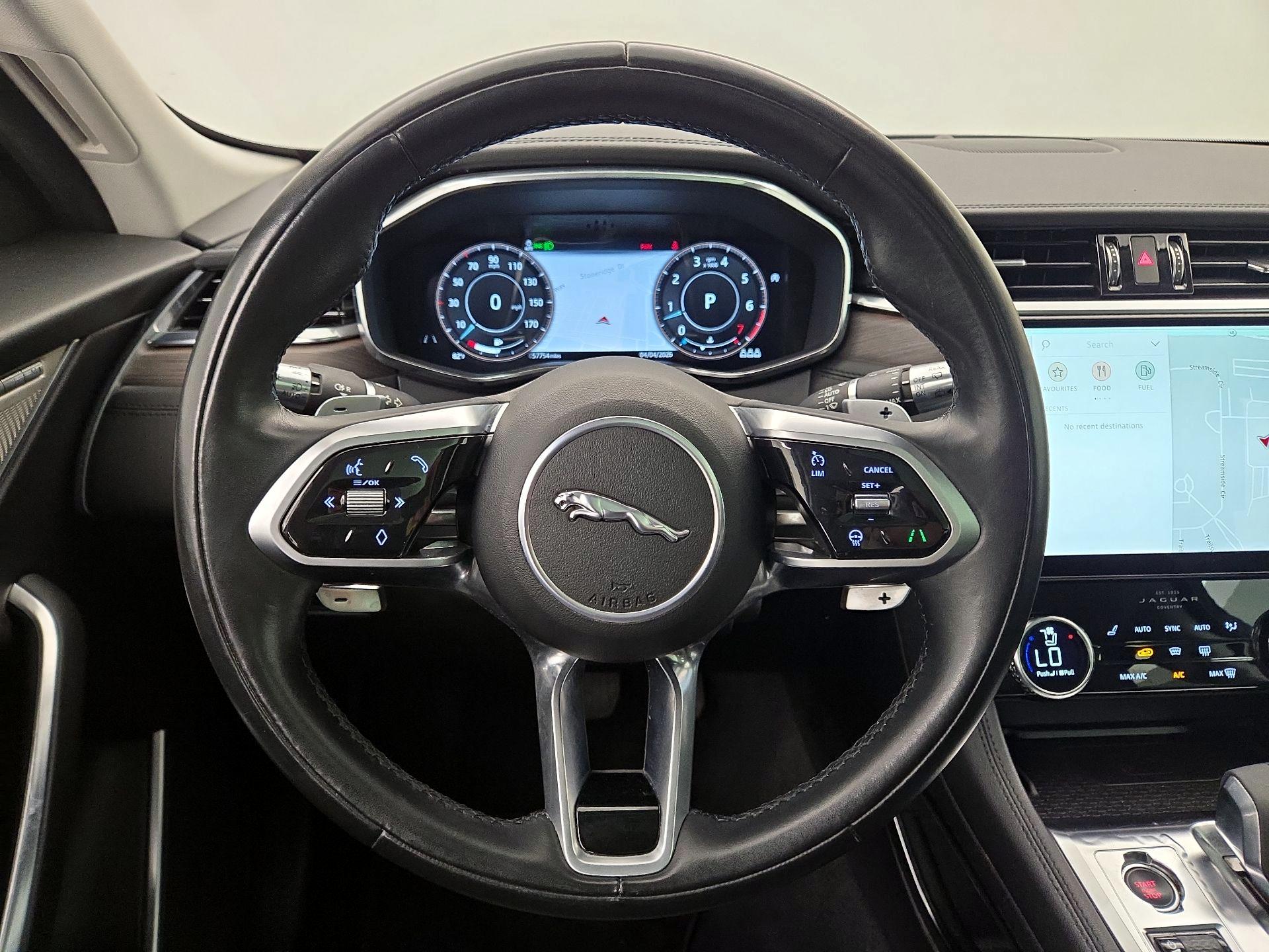 Thumbnail: 2021 Jaguar F-Pace - 10