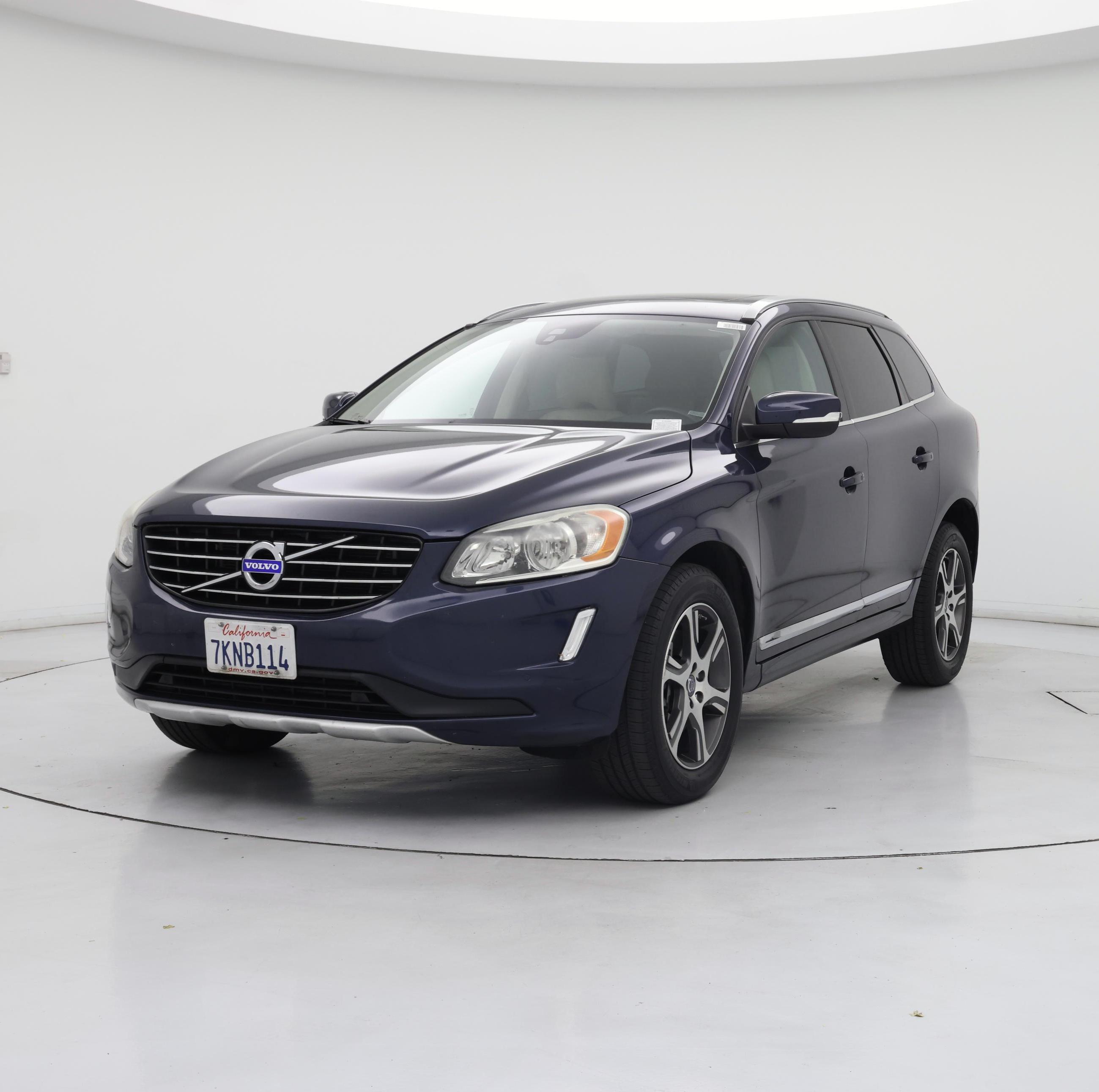 Thumbnail: 2015 Volvo XC60 - 4
