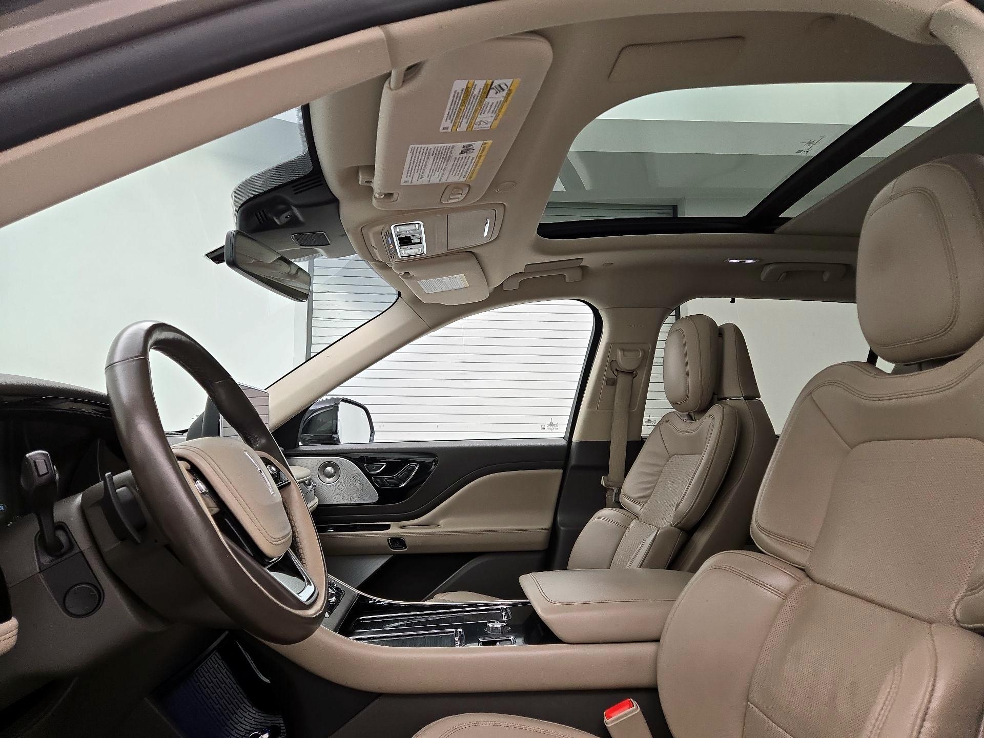 Thumbnail: 2020 Lincoln Aviator - 20