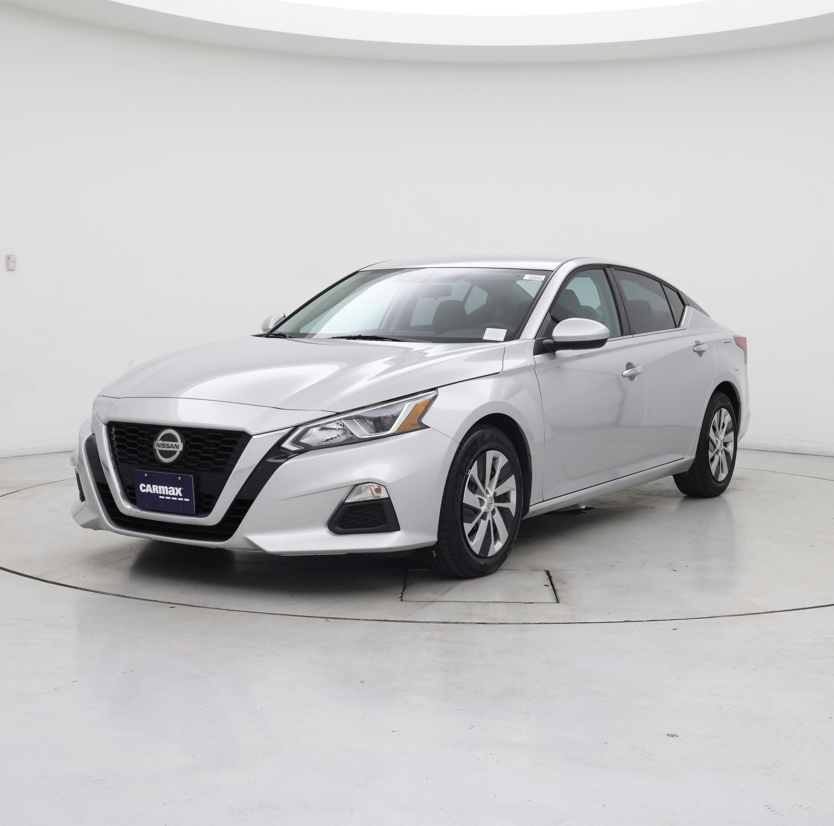 Thumbnail: 2020 Nissan Altima - 4