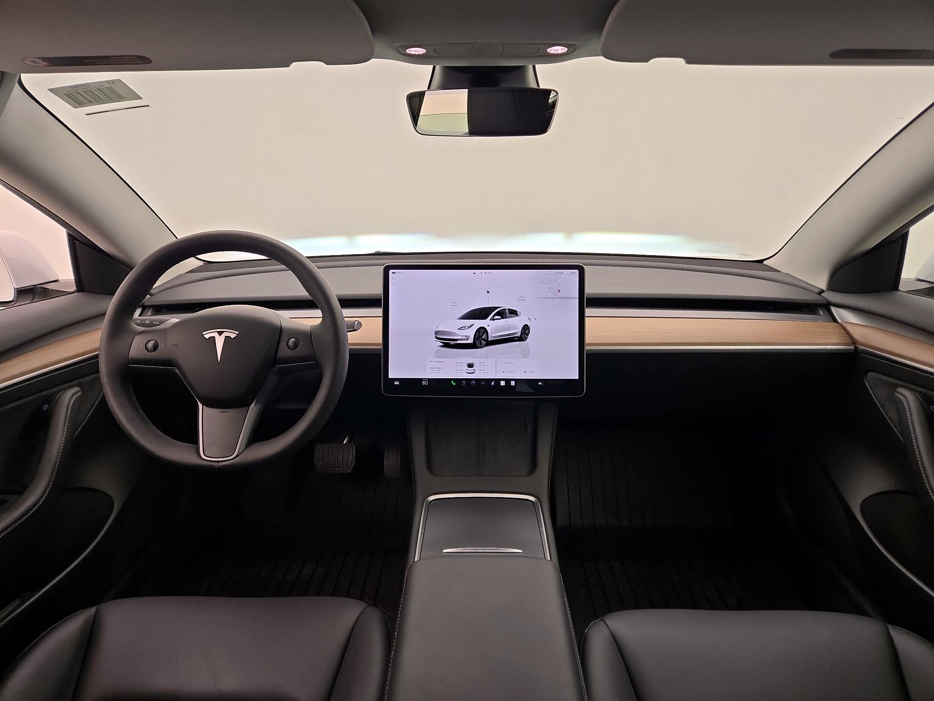 Thumbnail: 2023 Tesla Model 3 - 9