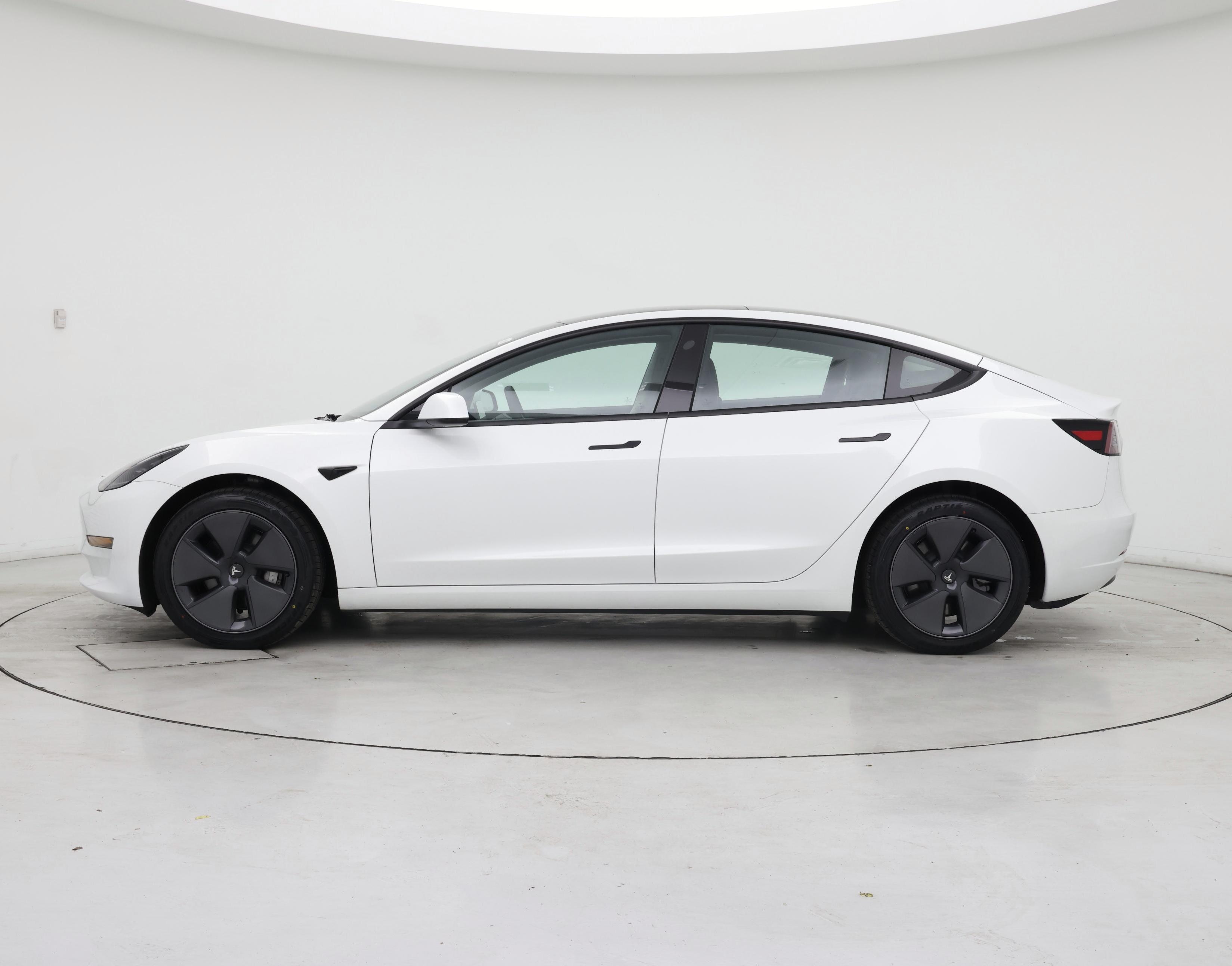 Thumbnail: 2023 Tesla Model 3 - 3