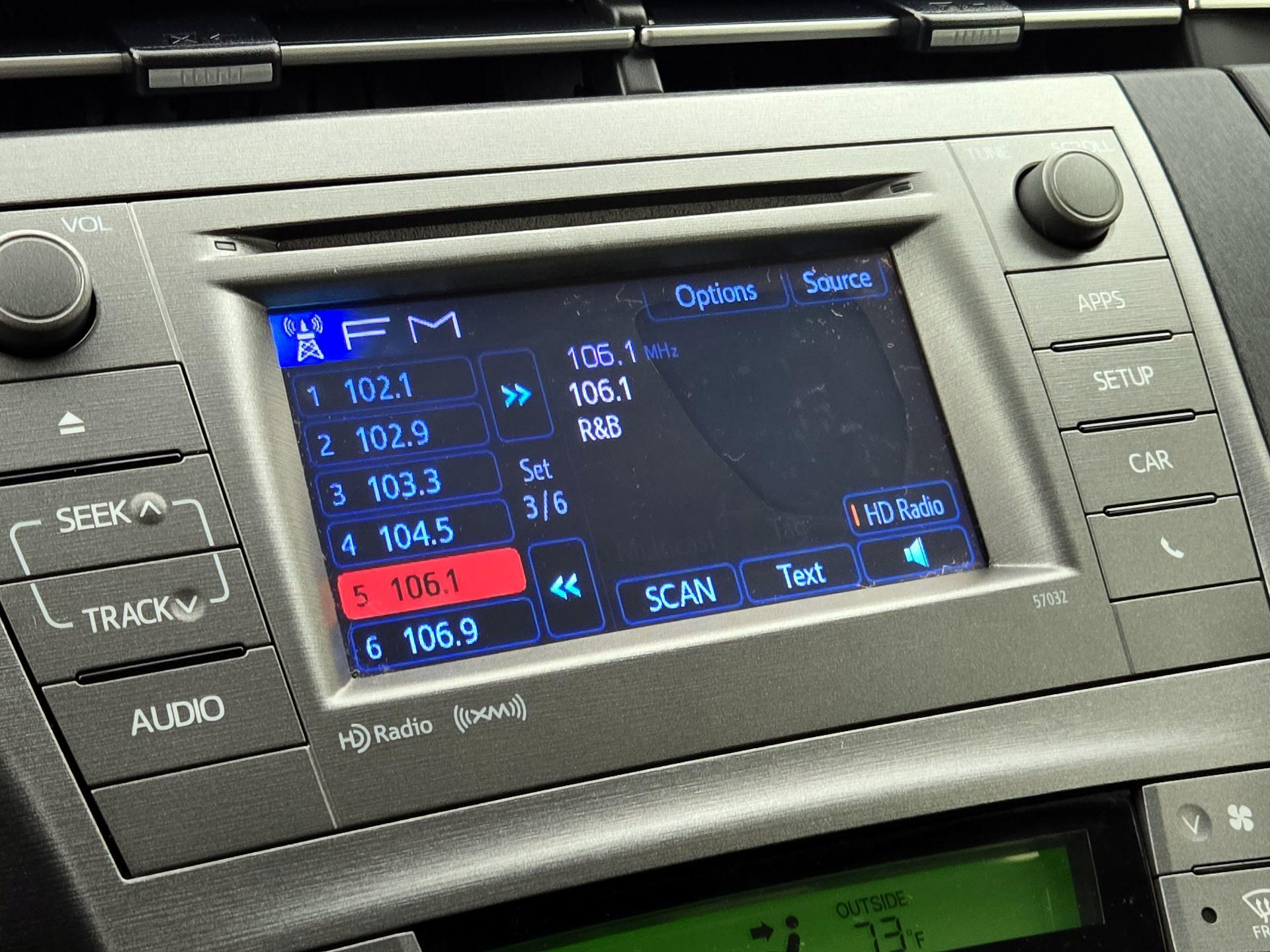 Thumbnail: 2015 Toyota Prius - 15