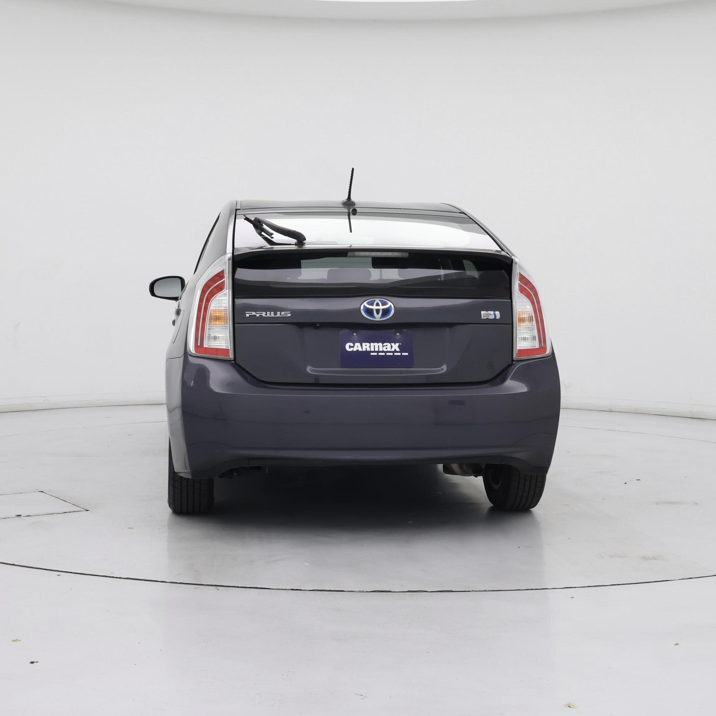 Thumbnail: 2015 Toyota Prius - 6