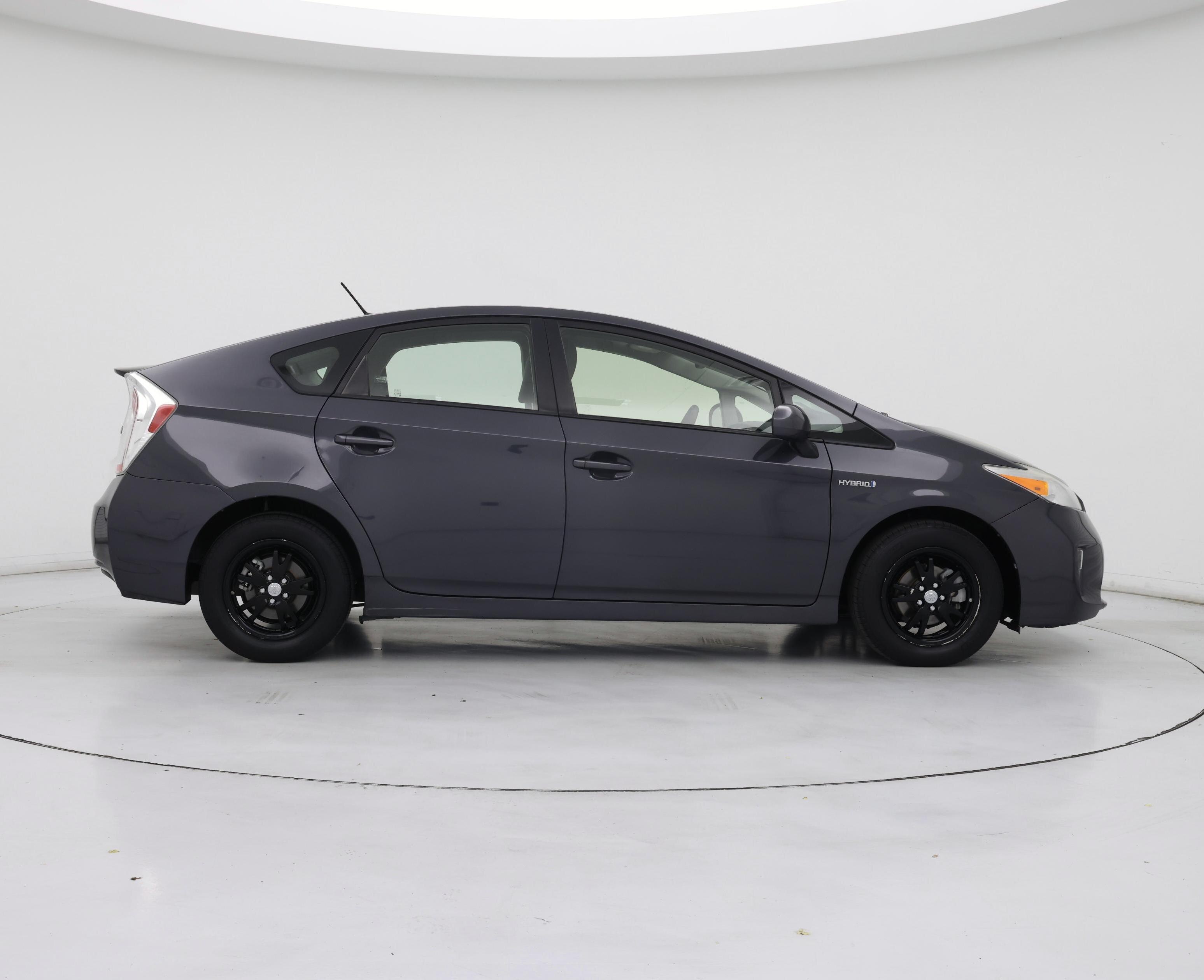 Thumbnail: 2015 Toyota Prius - 7