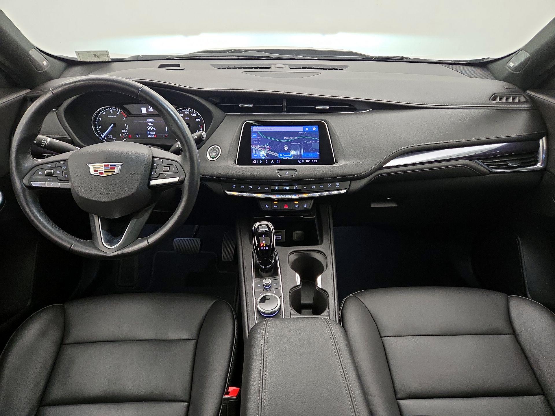 Thumbnail: 2023 Cadillac XT4 - 9