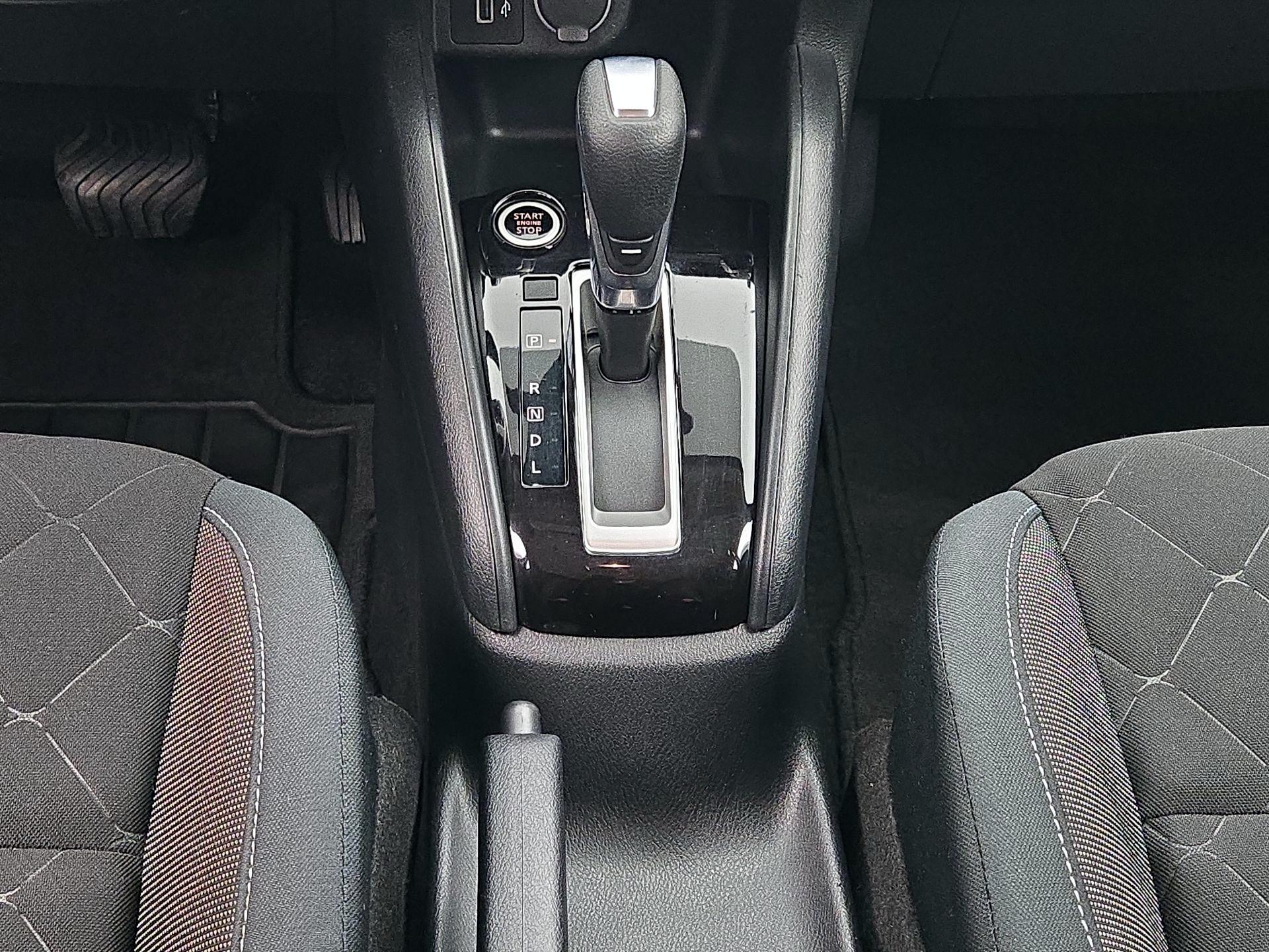 Thumbnail: 2020 Nissan Kicks - 17